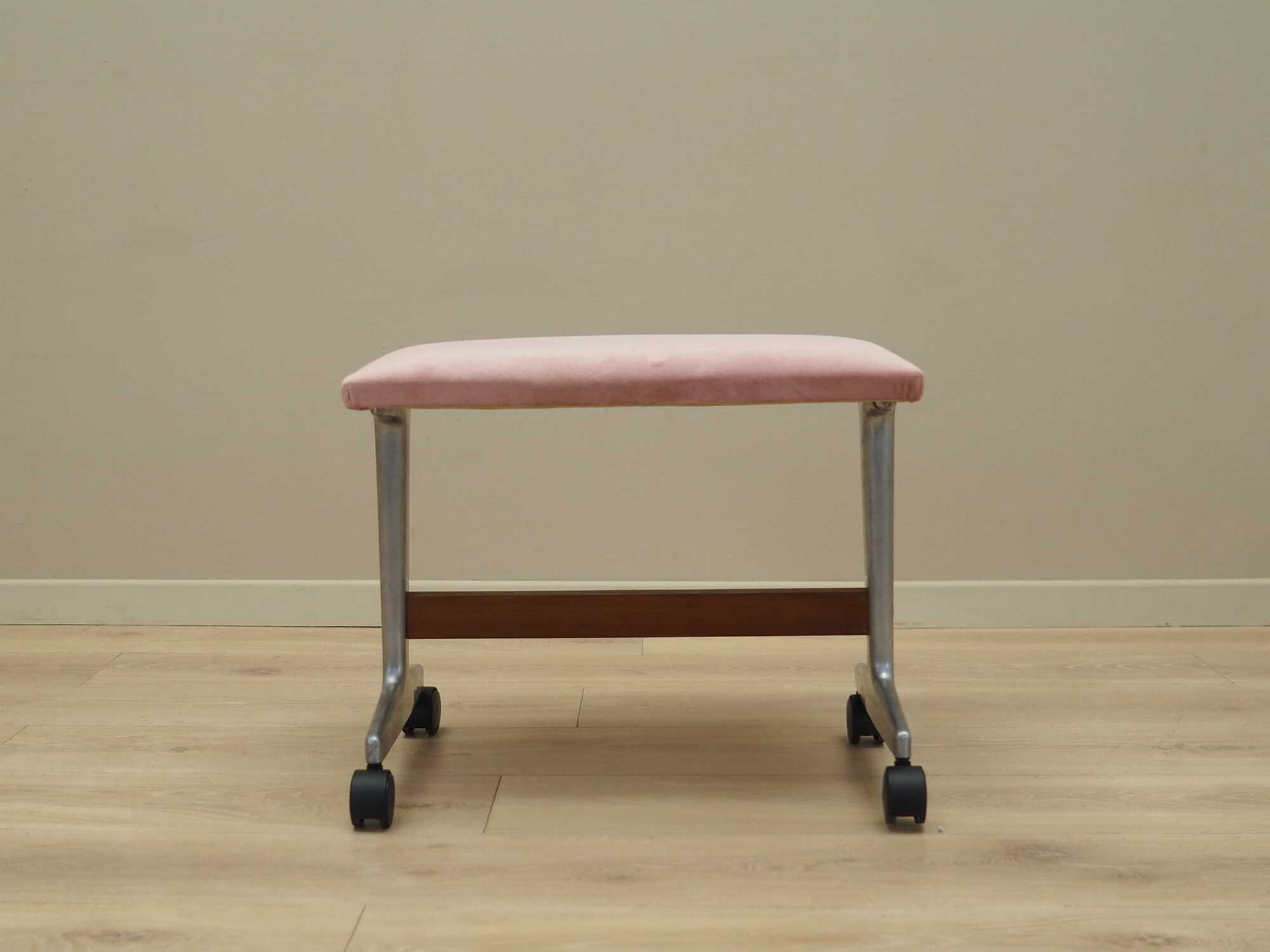 Vintage footstool Textile Wood Pink 1960s 2