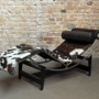 LC4 Chaiselongue Fell Schwarz Weiß Braun Gefleckt 7
