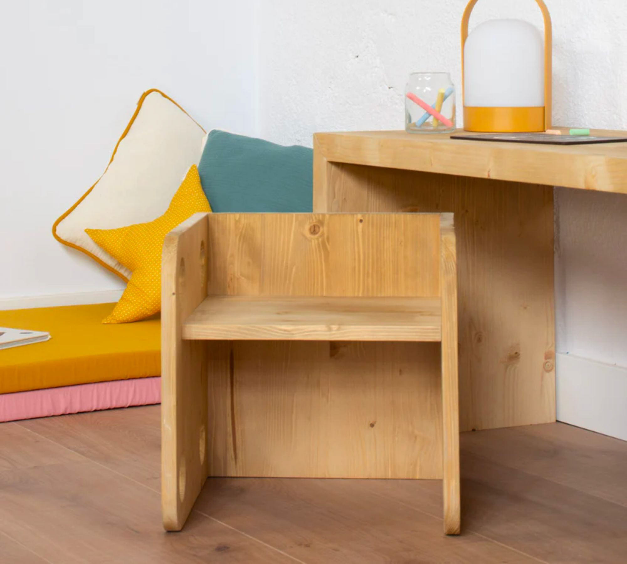 Kinderstuhl Holz Weiß Gealtert 2