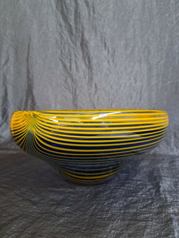 Glasschale Jaroslav Svoboda Bunt 2