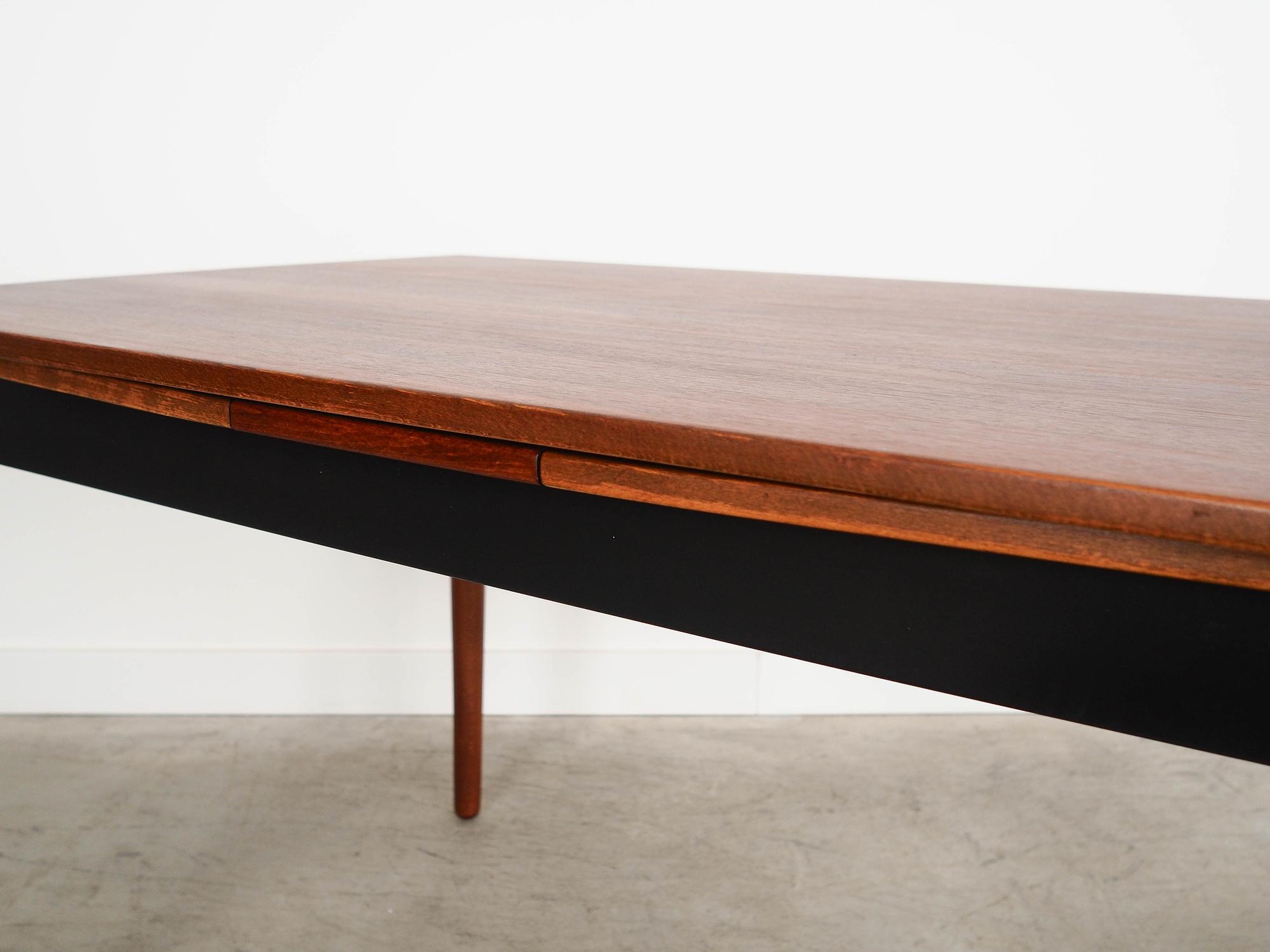Nussbaumtisch Braun 1970er Jahre 7