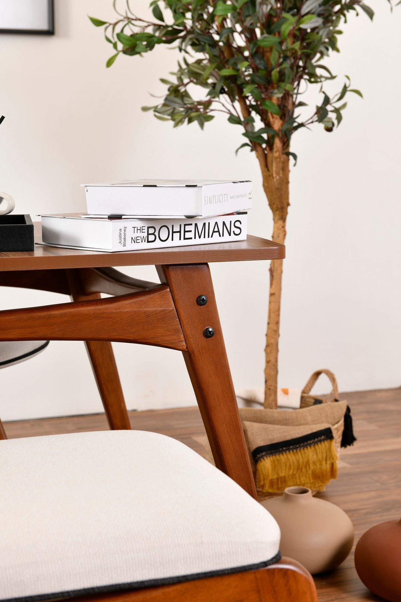 Touch Dining table set 4-pc. Nubuck leather Cream 6