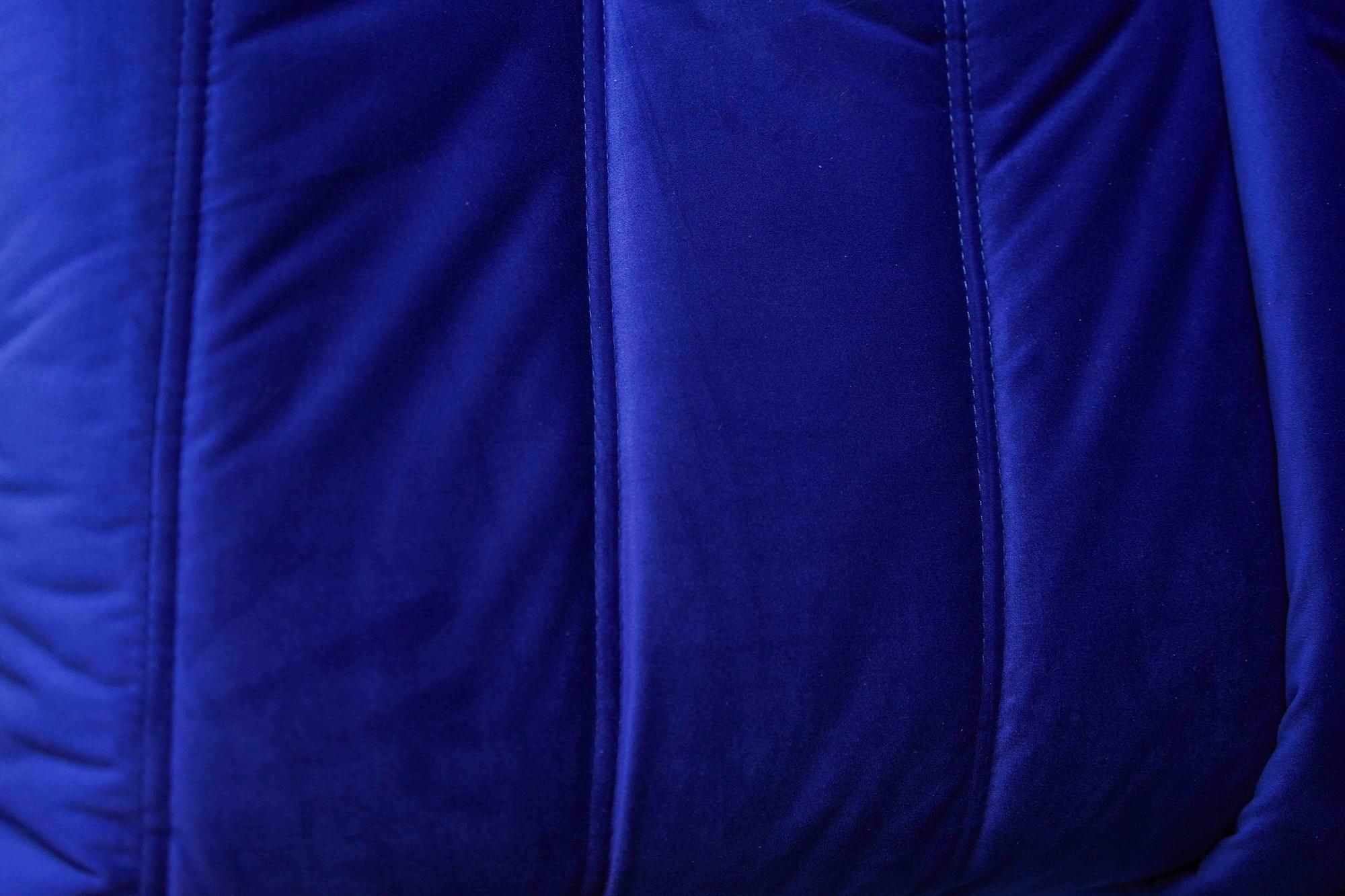 Togo Poltrona Velluto Blu Cobalto 5