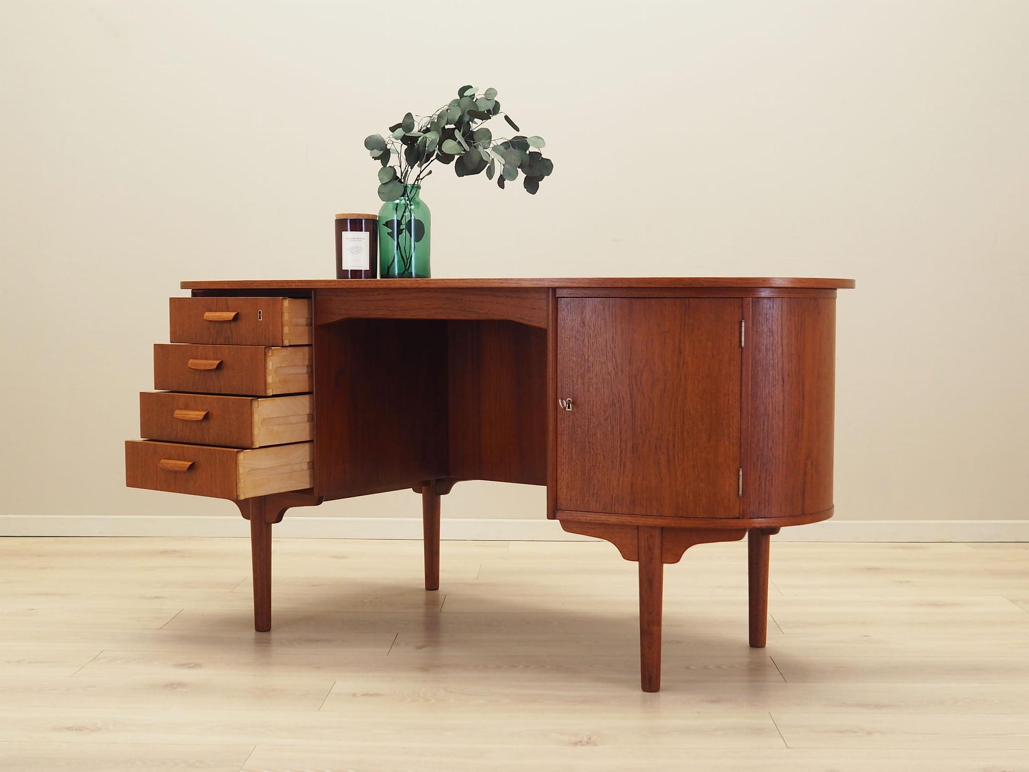 Schreibtisch Teakholz 1970er Jahre 4