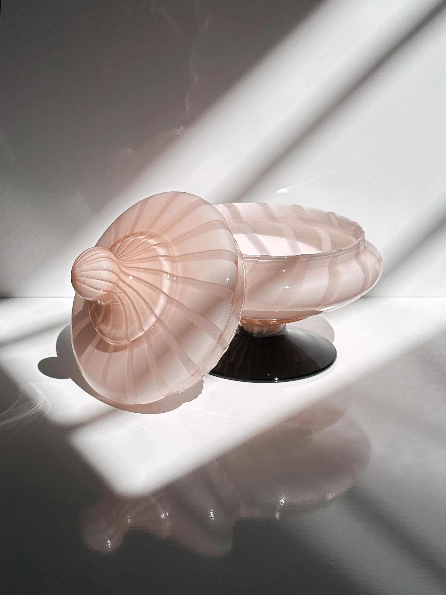 Vintage Deckeldose Milchglas 1950er Jahre 2