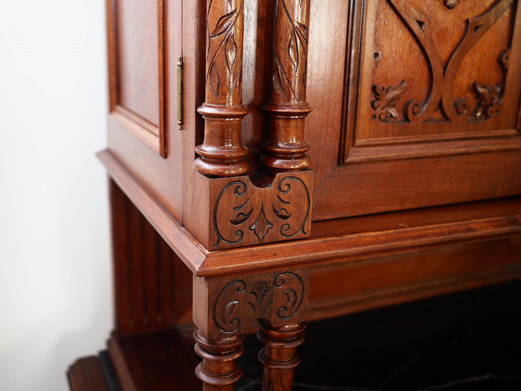 Vintage cabinet oak wood brown 12
