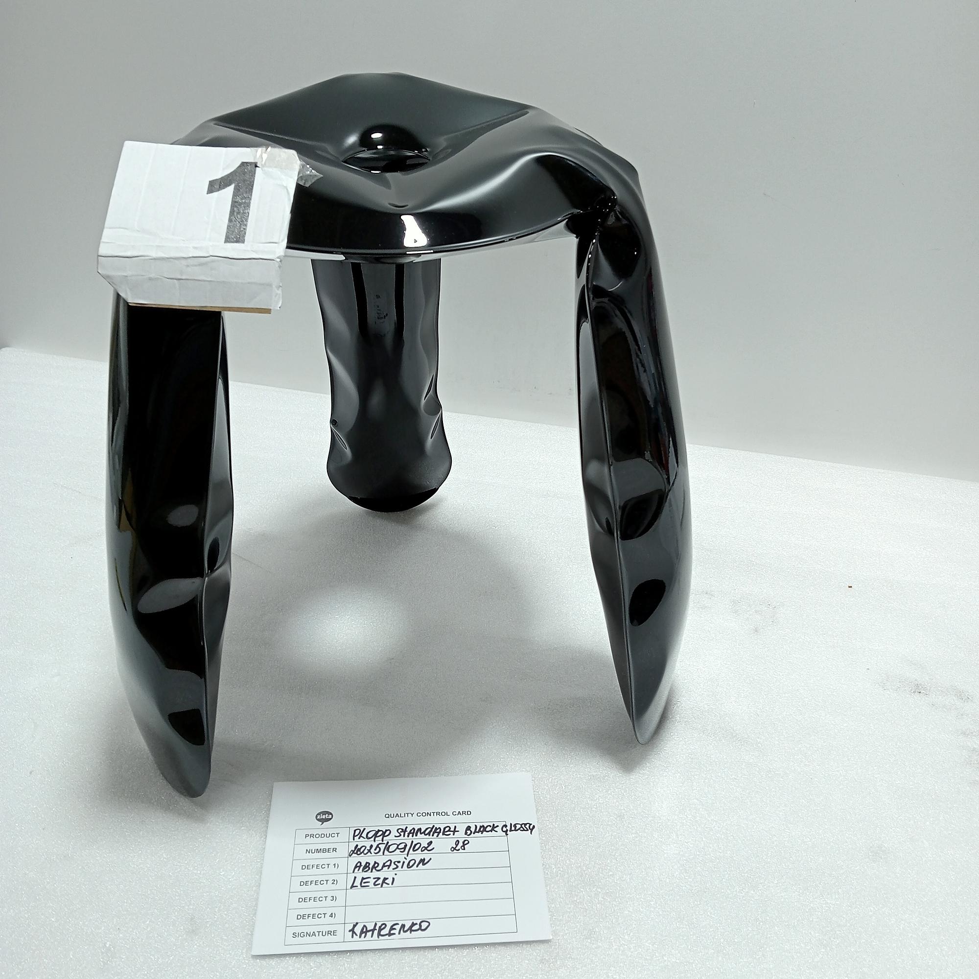 Plopp Standard stool Steel Black Shiny 2