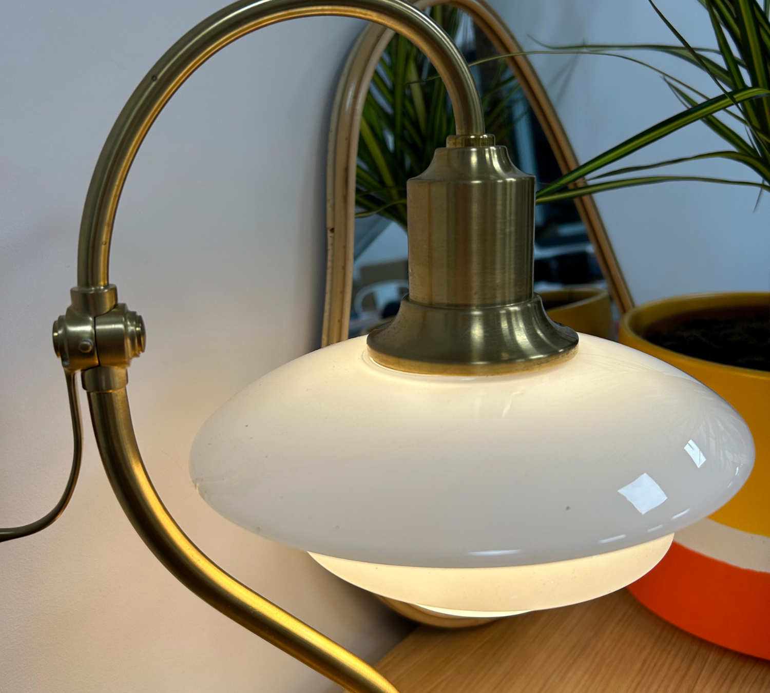 PH 2/2 Luna Tischleuchte Eisen Gold 2