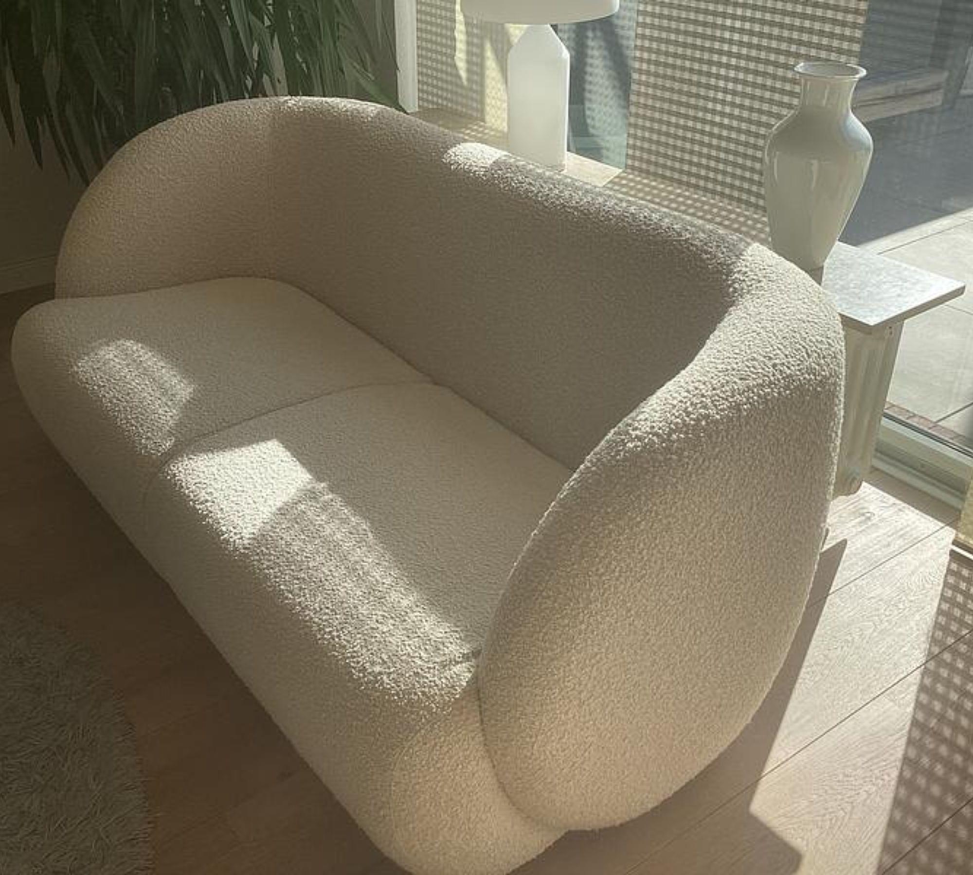 Design-Award-Winning Paula Sofa 2-Sitzer Maya Cream 1