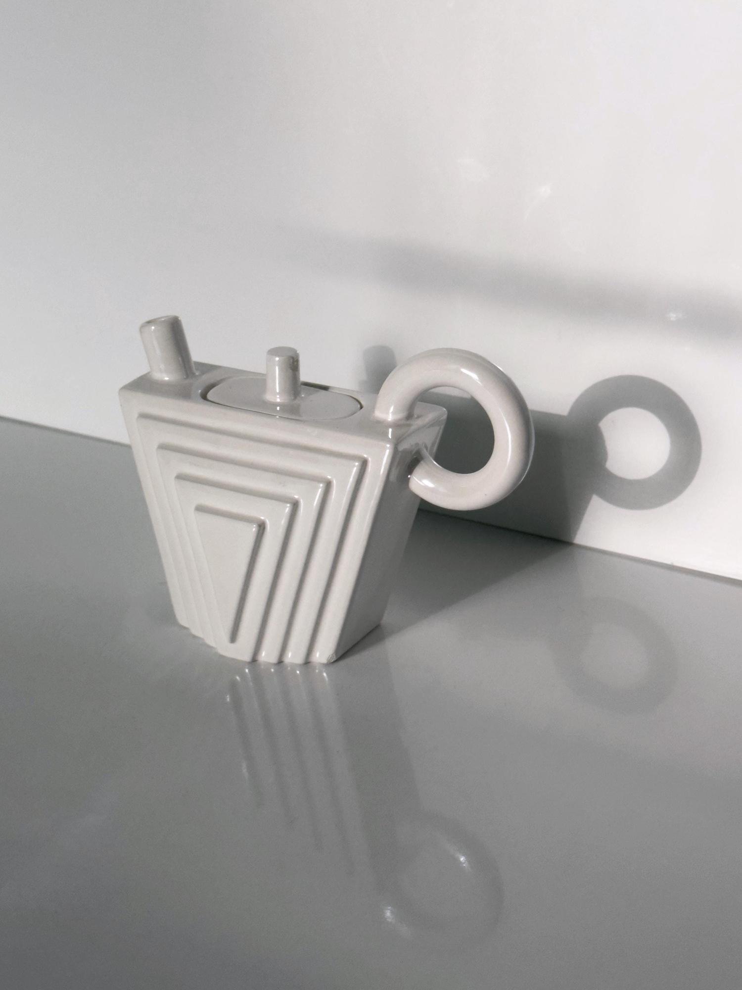 Postmodern TeapotTeapot Ceramic 1980s 4