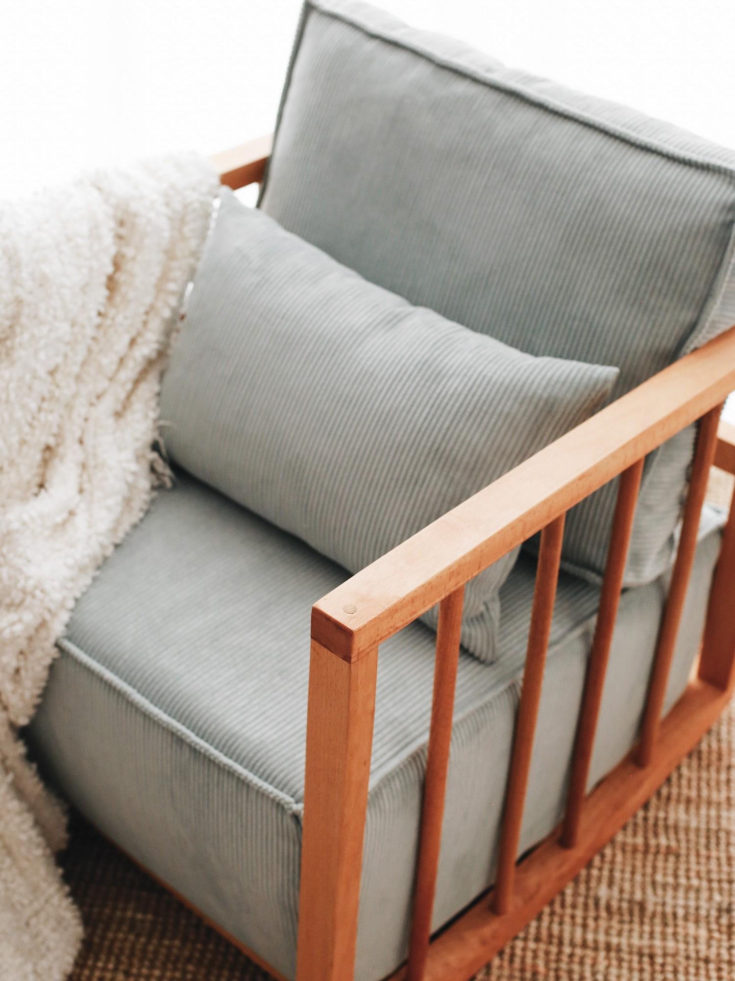 Swaying Children's Chair Blue 2