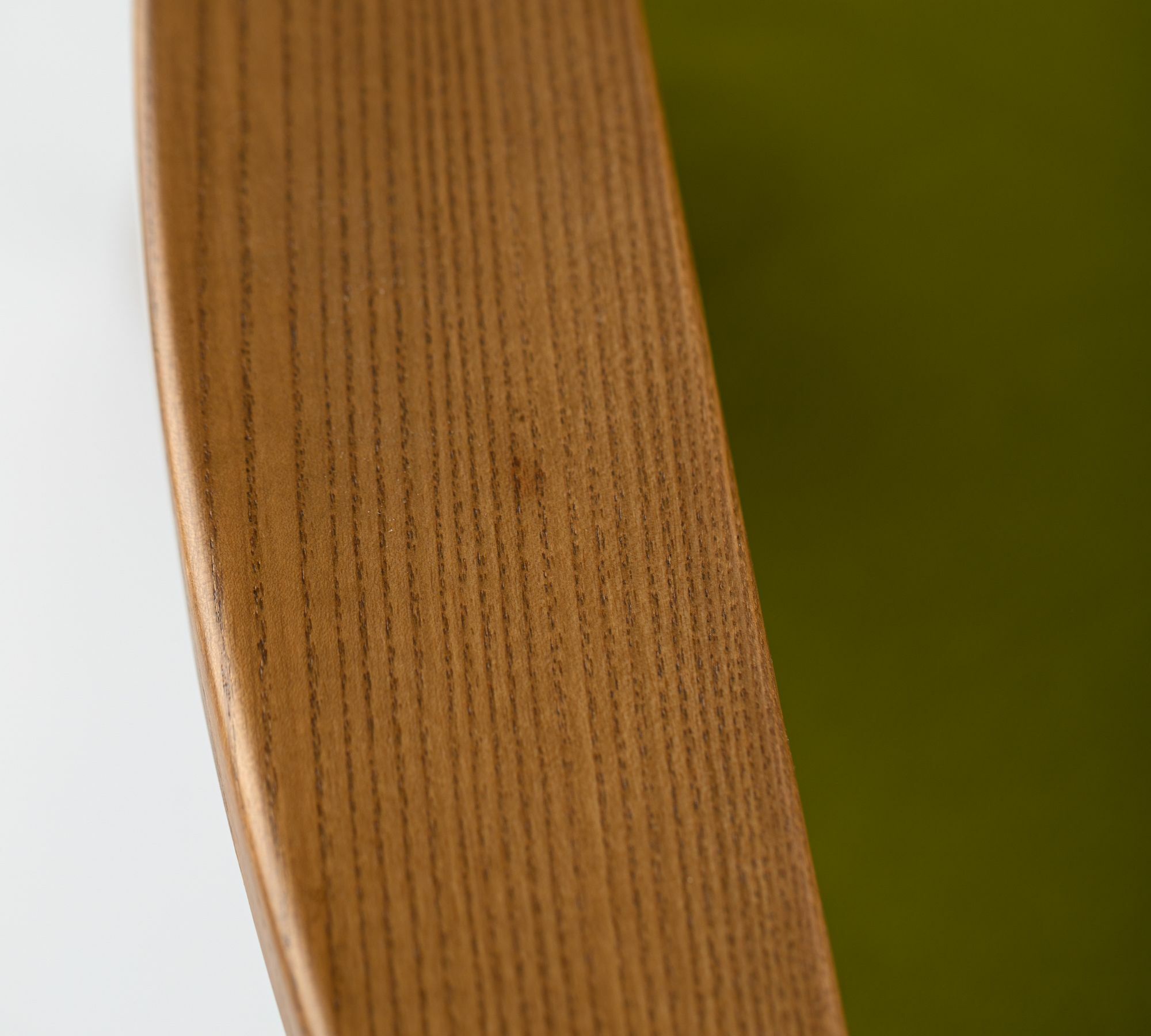 366 Sessel Holz Samt Olive 2