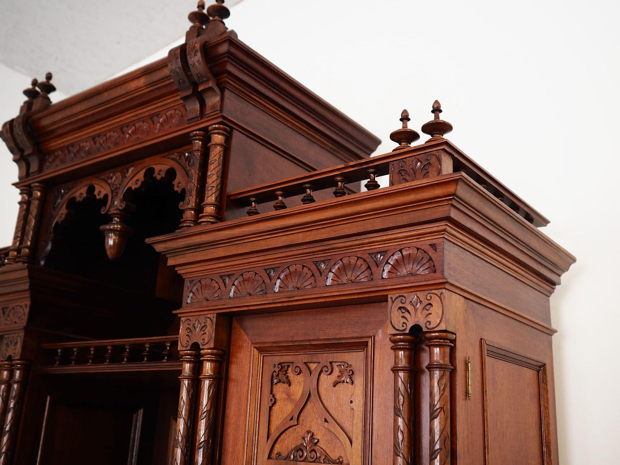 Vintage cabinet oak wood brown 10