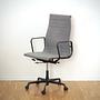 EA 119 Aluminium Chair Cosy Grey 0