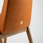 200-125 VAR Stuhl Holz Leder Cognac 2