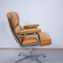 Vintage Eames ES 108 Lobby Stuhl Beige 1