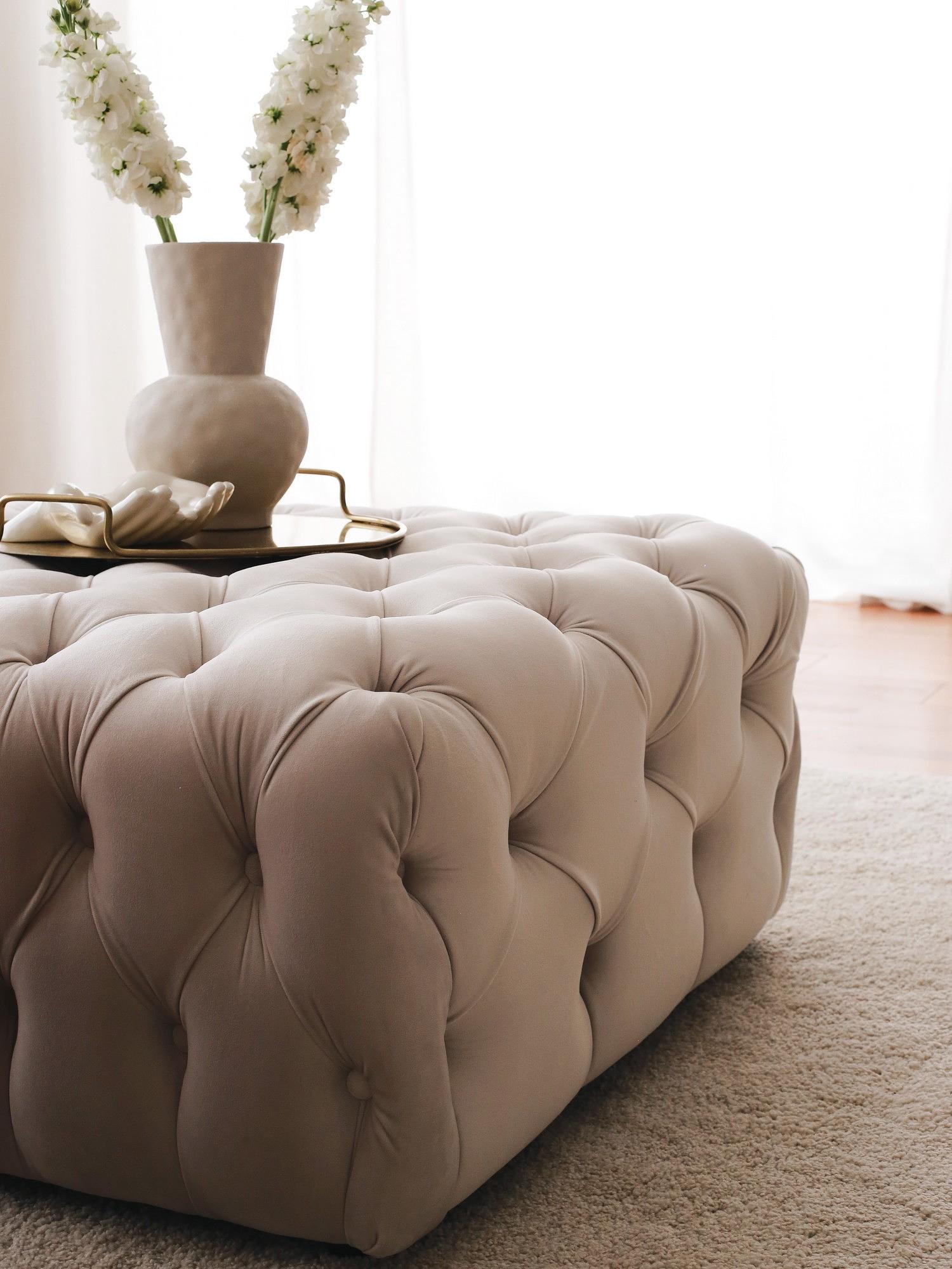 Chester Pouf Creme 4