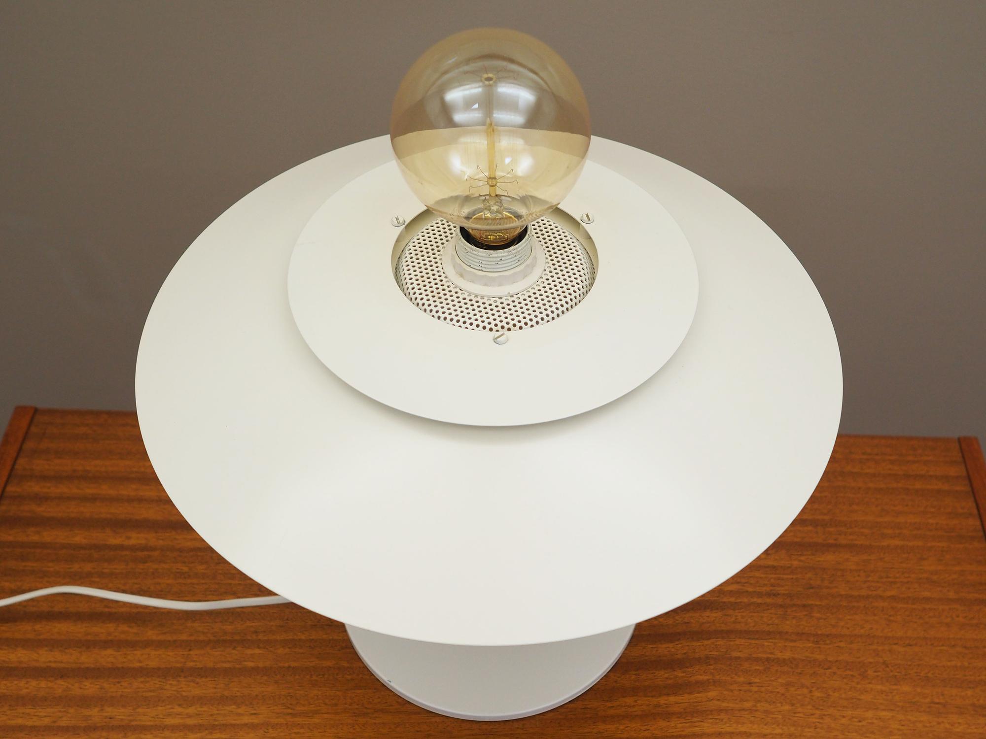 Table lamp metal white 1970s 3