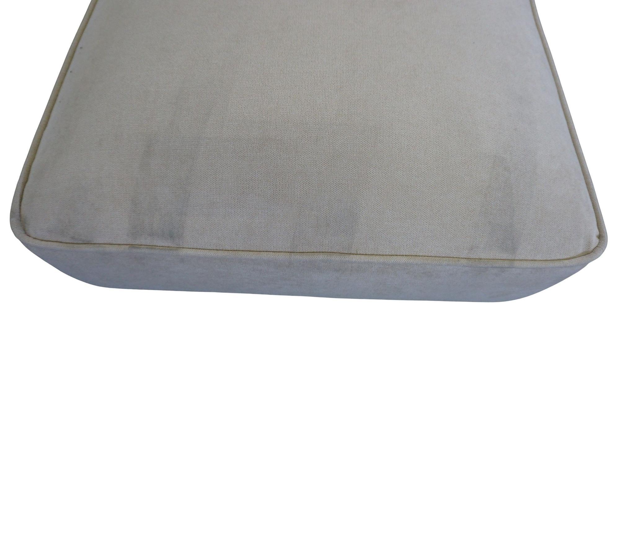 Leonora Hocker Form Cream 6
