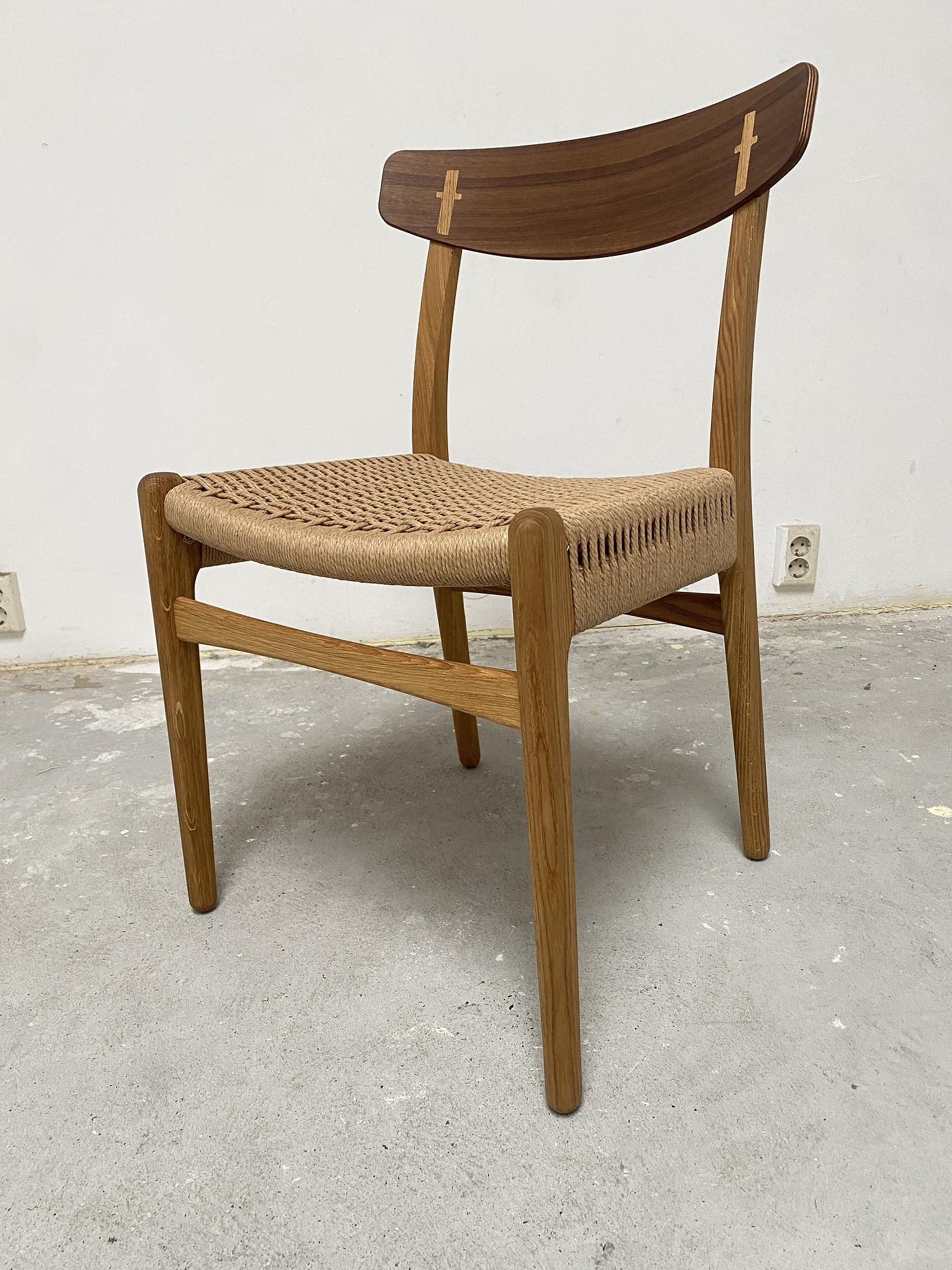 Model CH23 Dining chair Oak 1