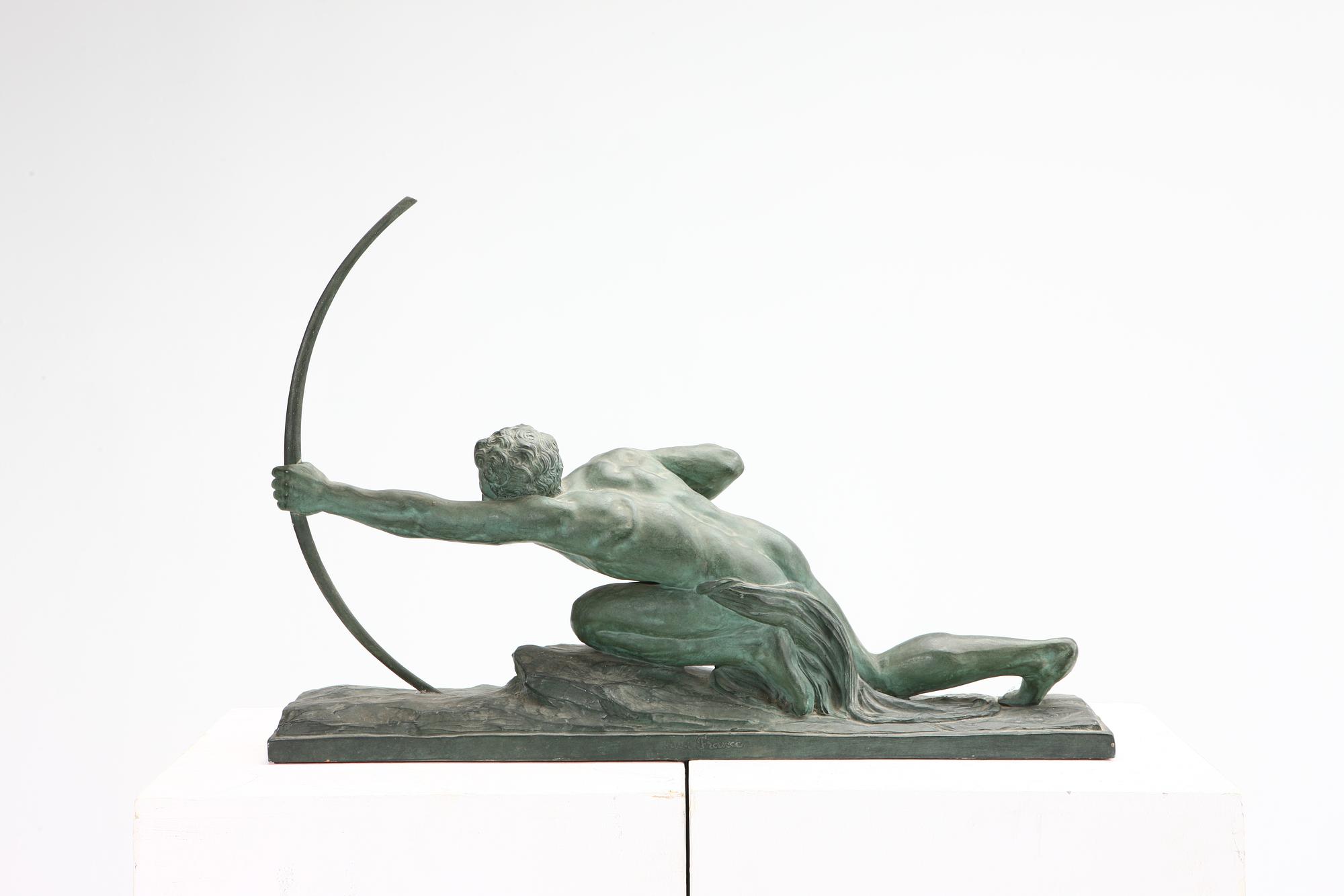 G. Boni Skulptur Bogenschütze 1960er Bronzepatinierter Gips 1