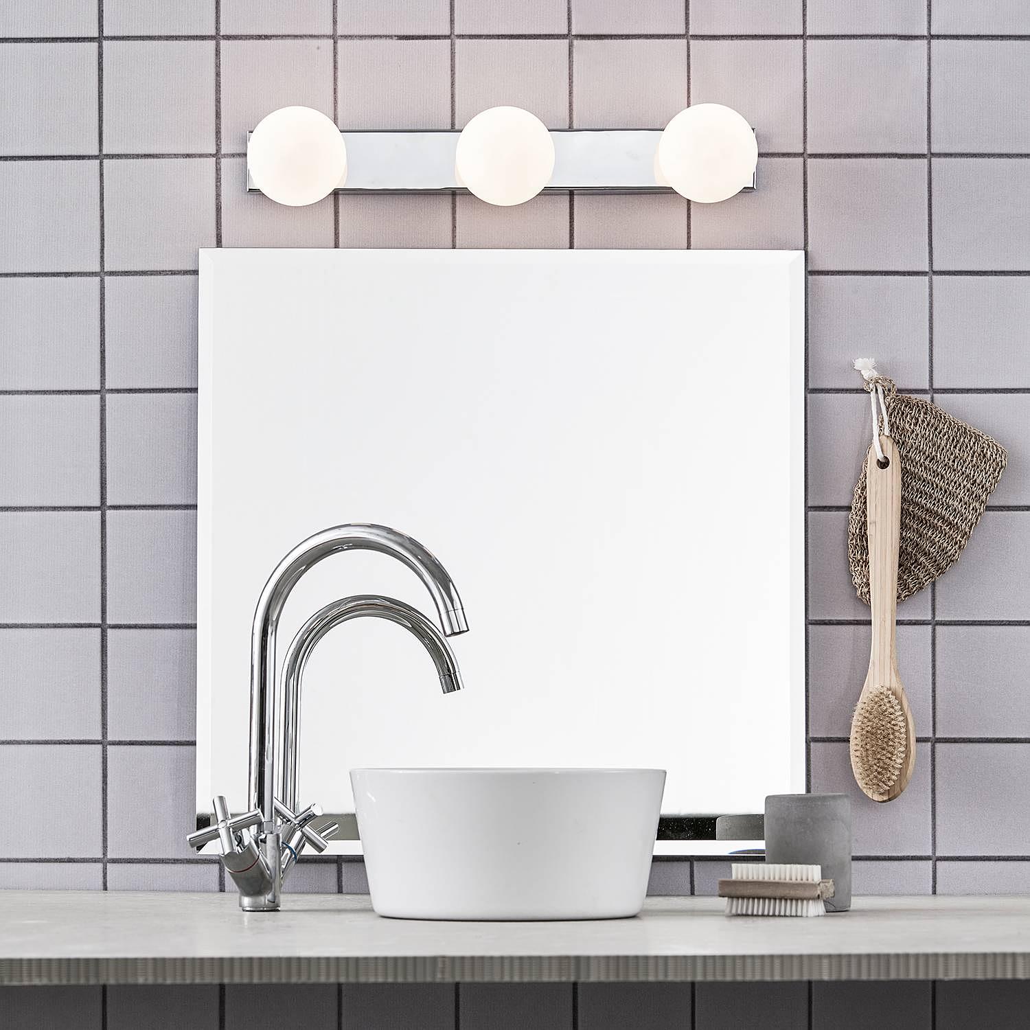 LED-Badleuchte Mini II Milchglas Edelstahl Silber 2