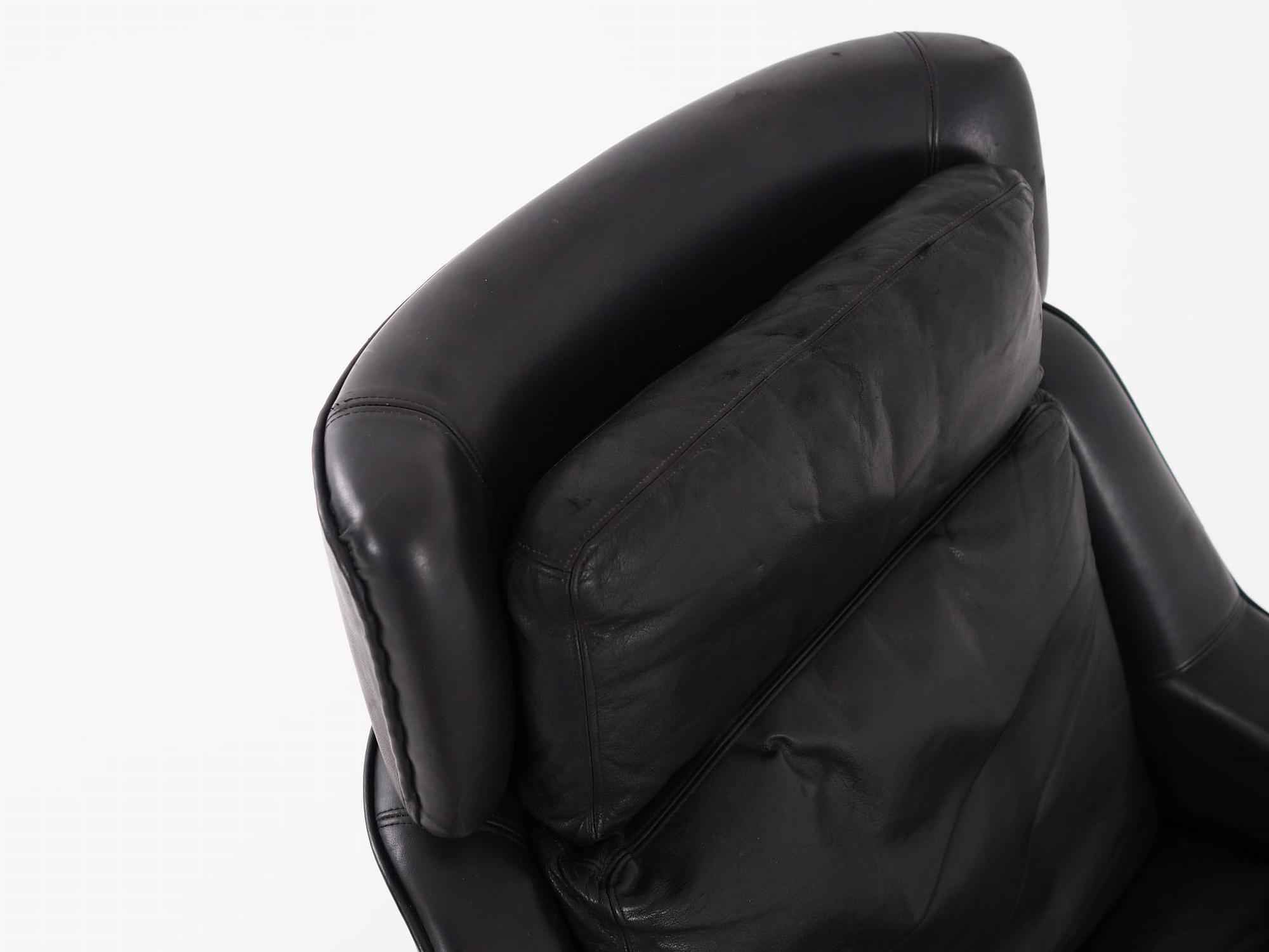Vintage office chair leather black 1970s 10