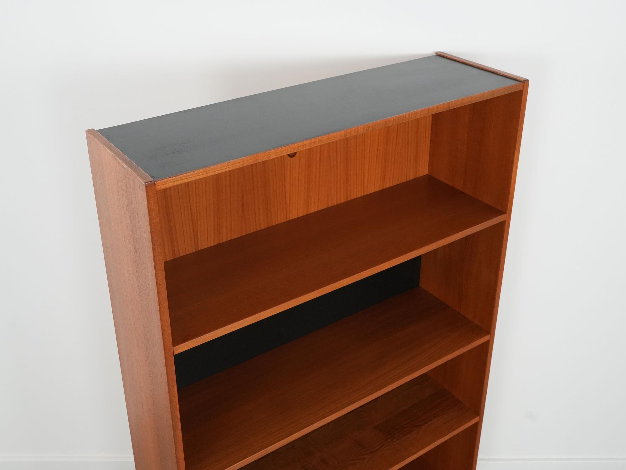 Bookshelf Teak 1970s 4