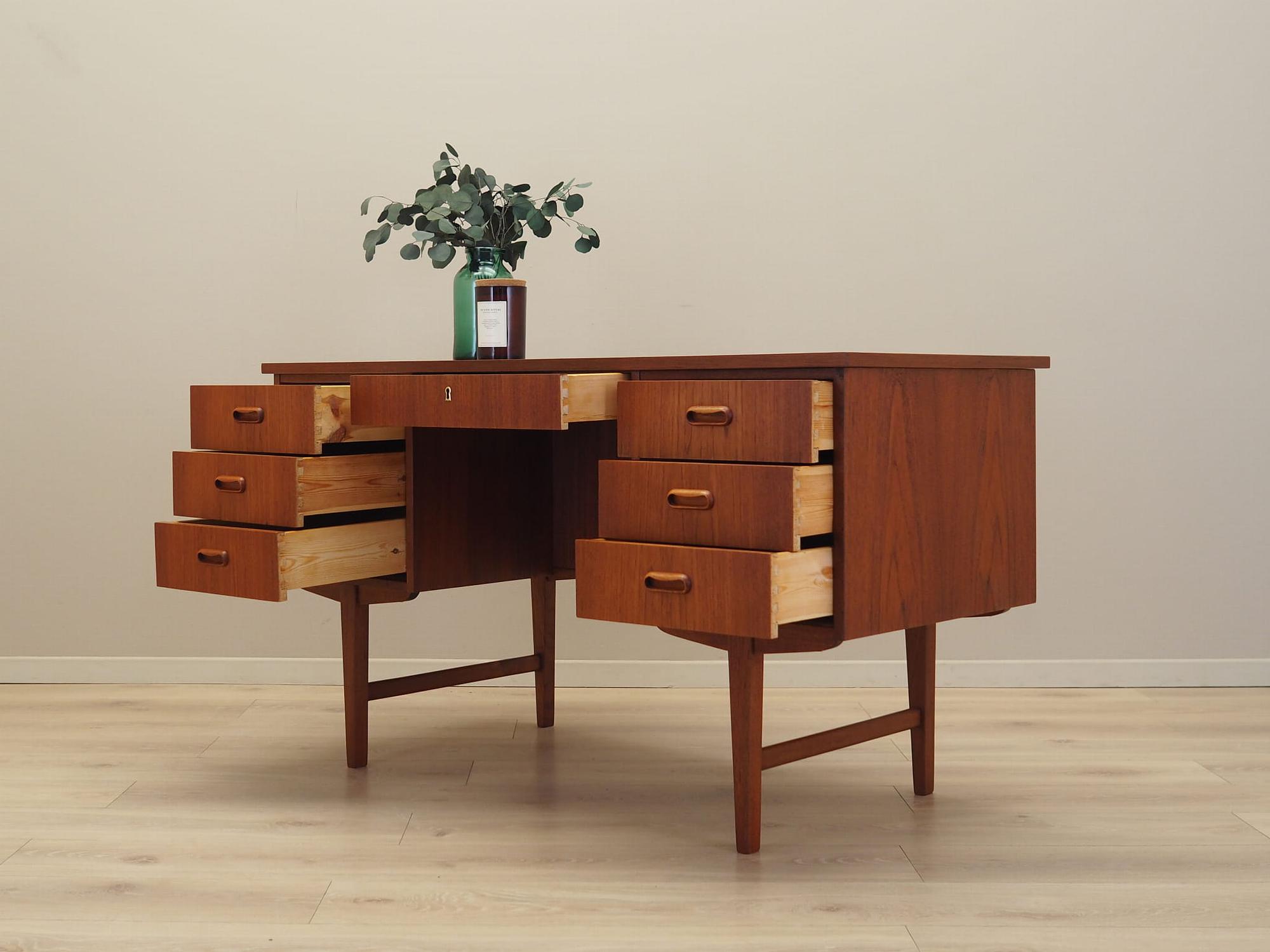 Schreibtisch Teakholz 1970er Jahre 3