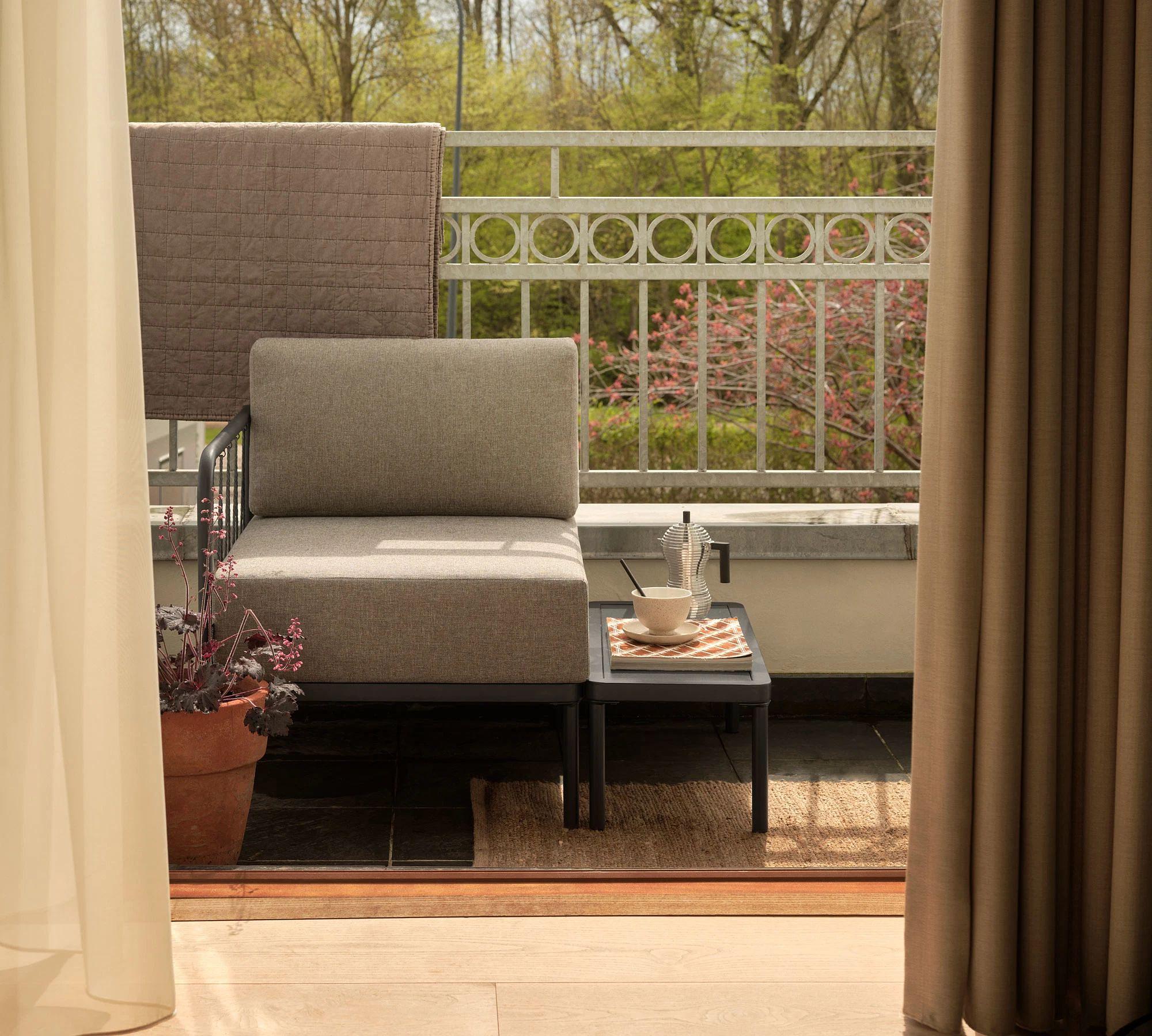 Hadley Outdoor Couchtisch Anthracite Grey Steel 30 x 70 cm 5