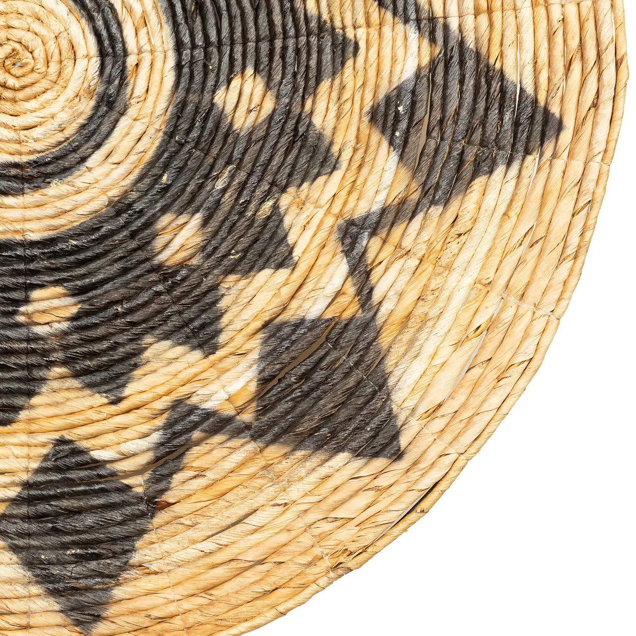 Aztec Wandteller Braun 3