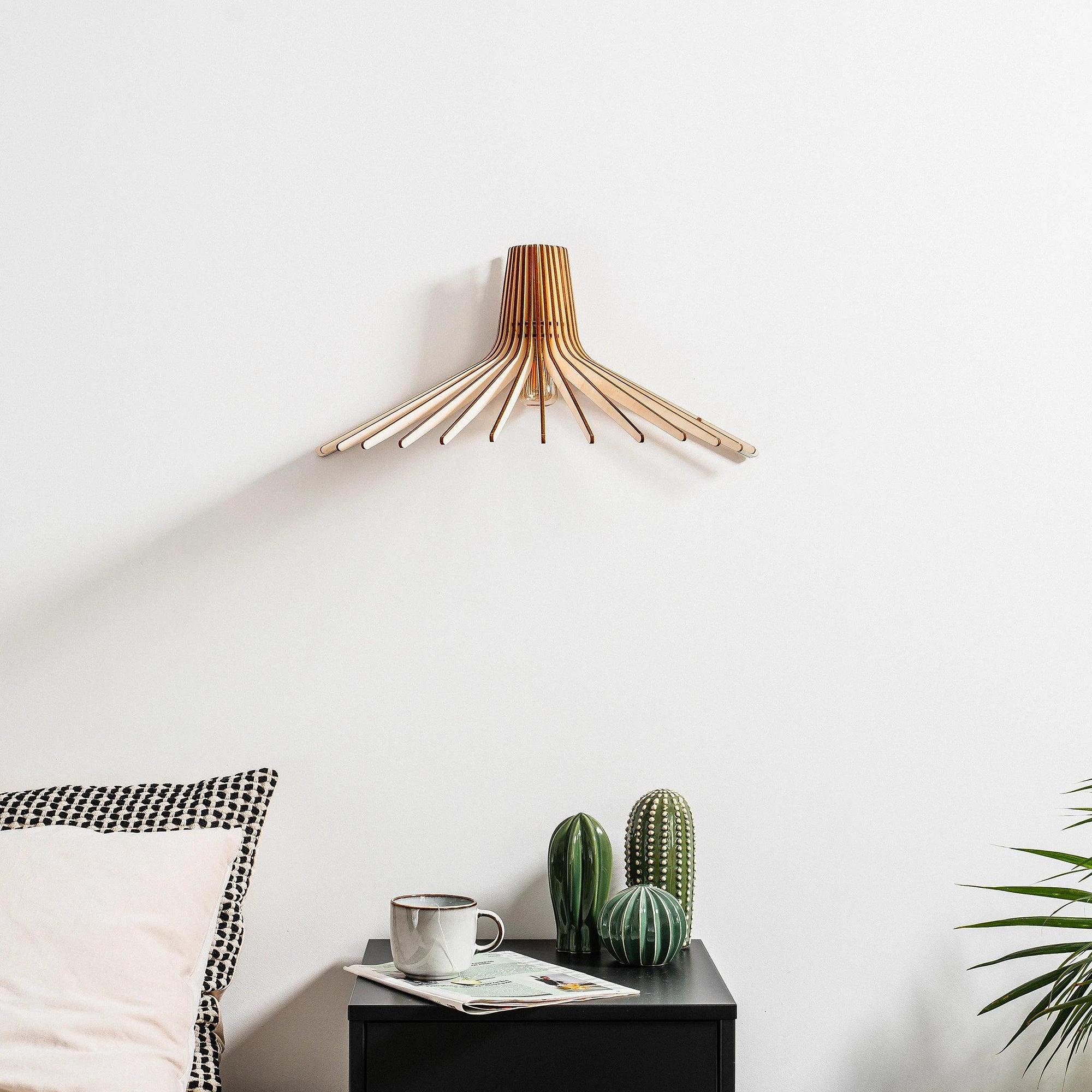 Azur Wandlampe Holz 5