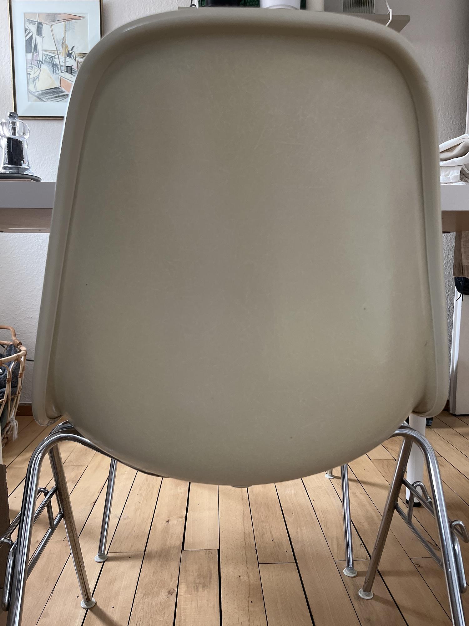 2x Eames Fiberglass Side Chair by Herman Miller Orange 4