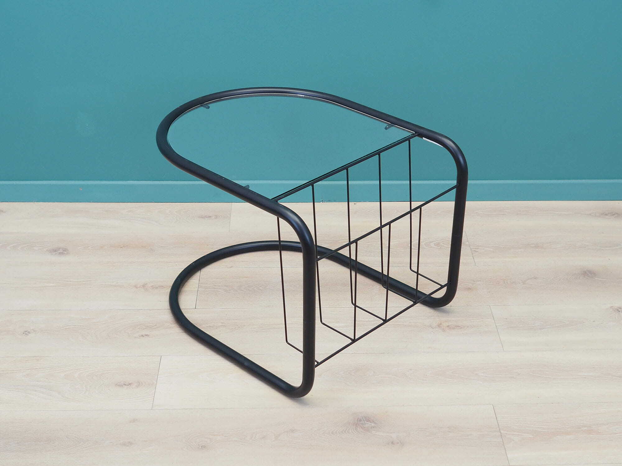 Vintage side table glass metal black 1970s 4
