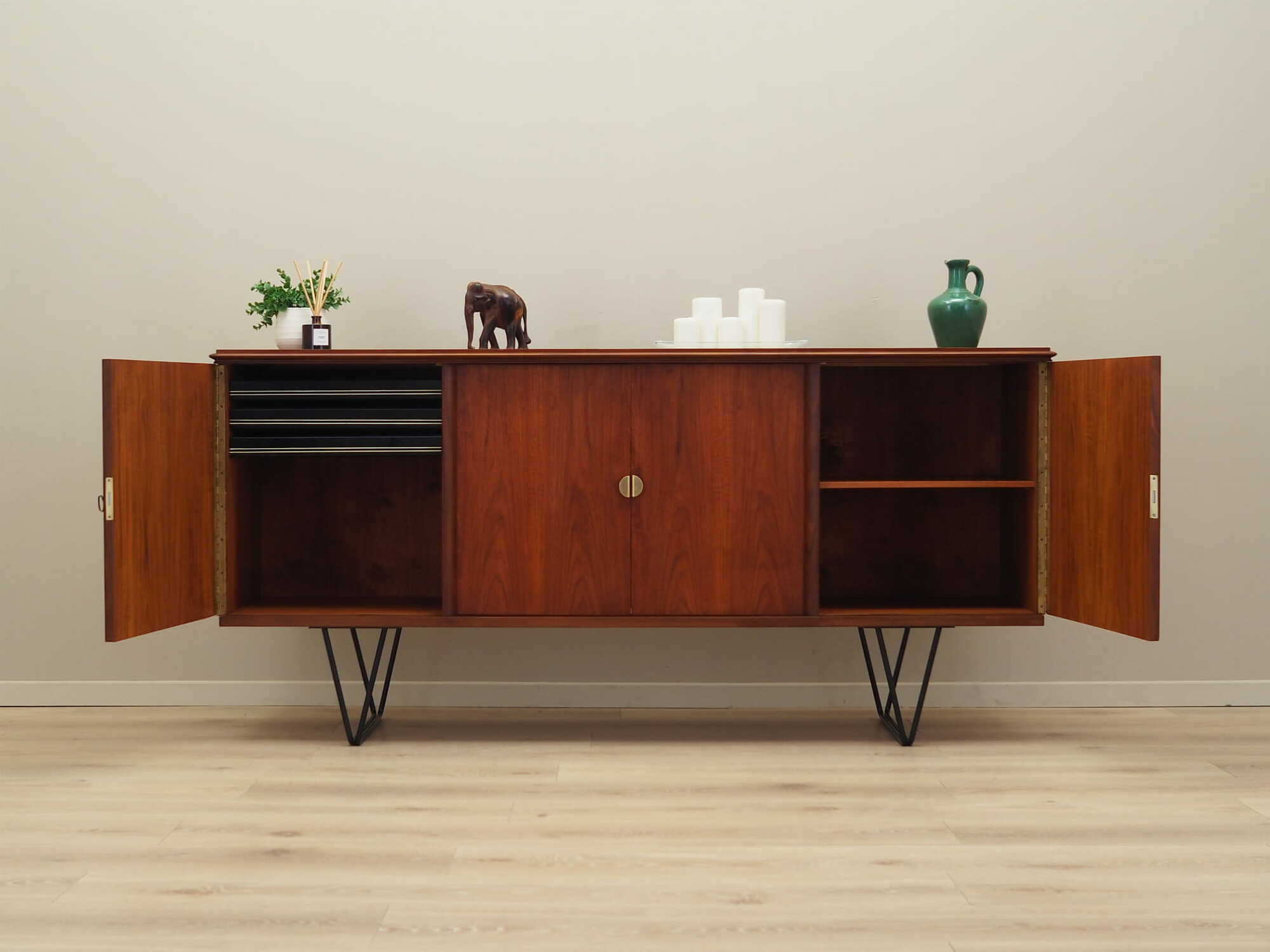 Vintage Sideboard Teakholz Braun 1970er Jahre 2