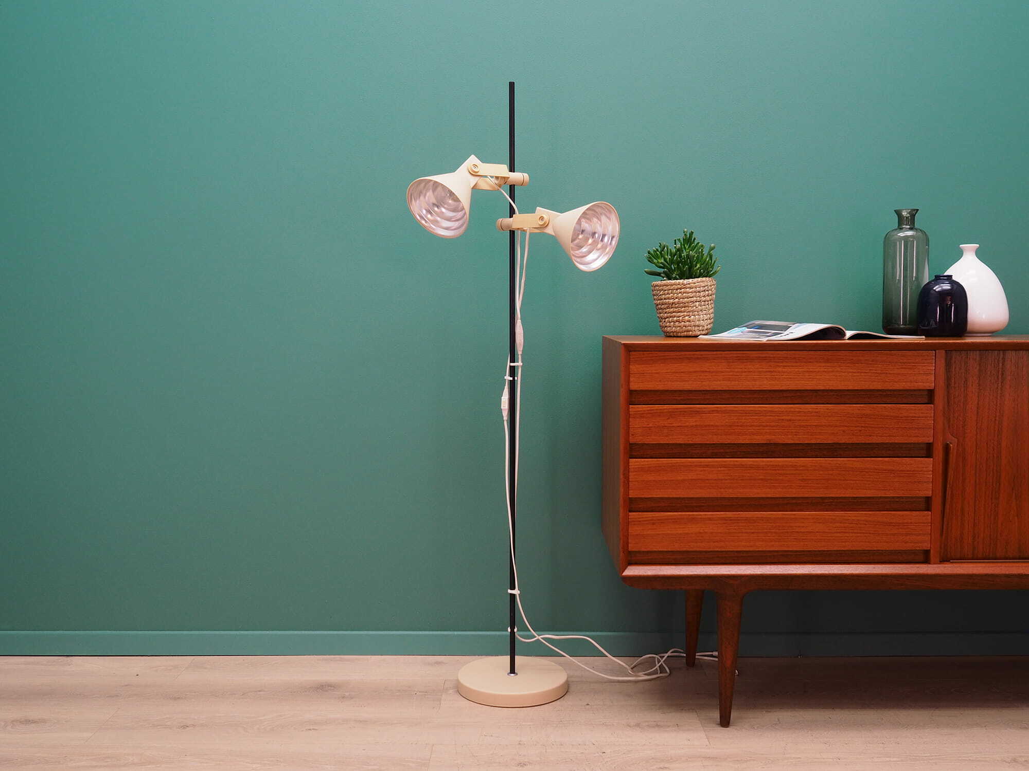 Vintage floor lamp metal pink 1970s 1