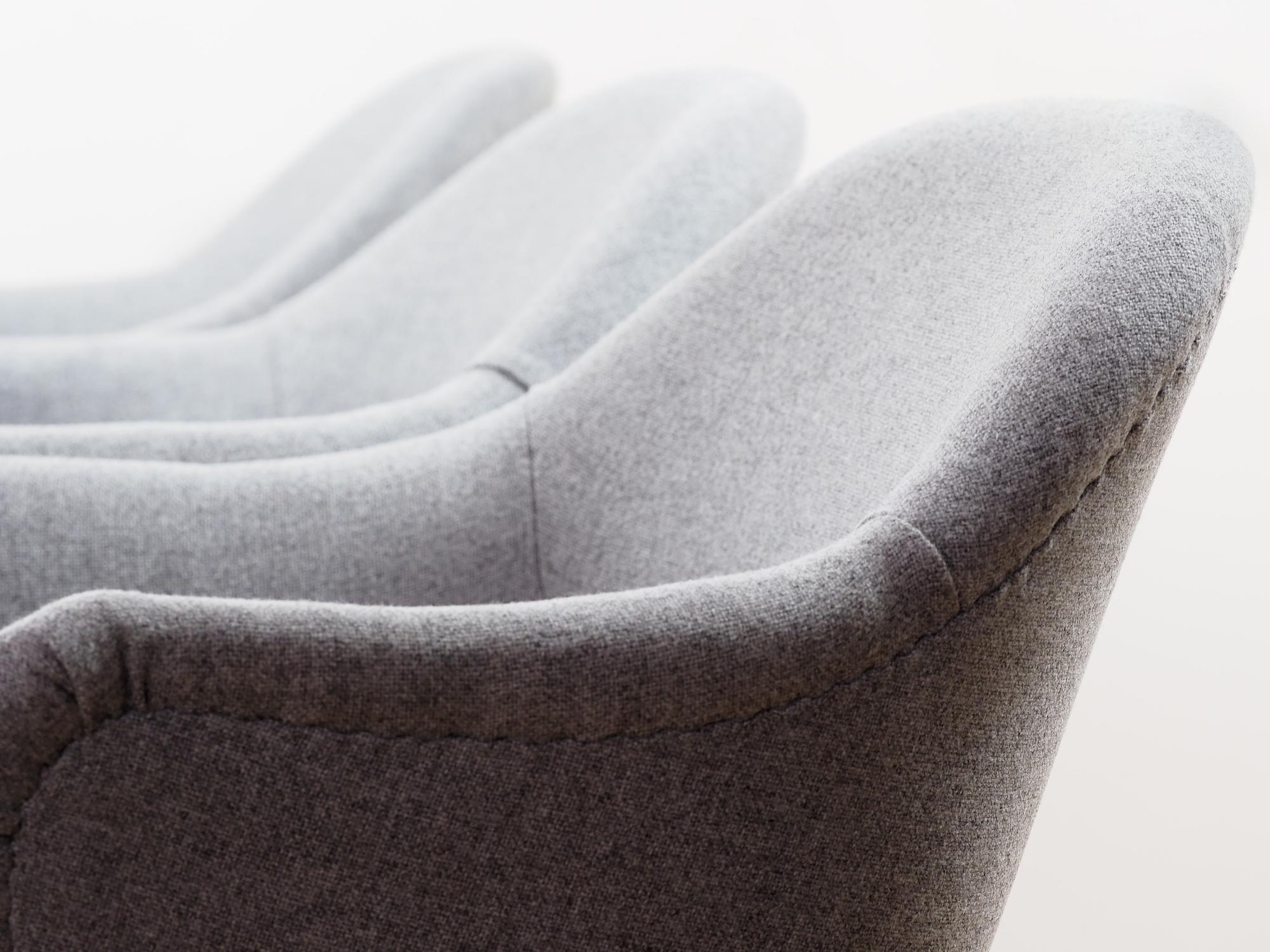 Saarinen Conference Armchair Textile Metal Grey 8