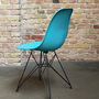 Eames Fiberglas Sidechair DSR Türkis 3