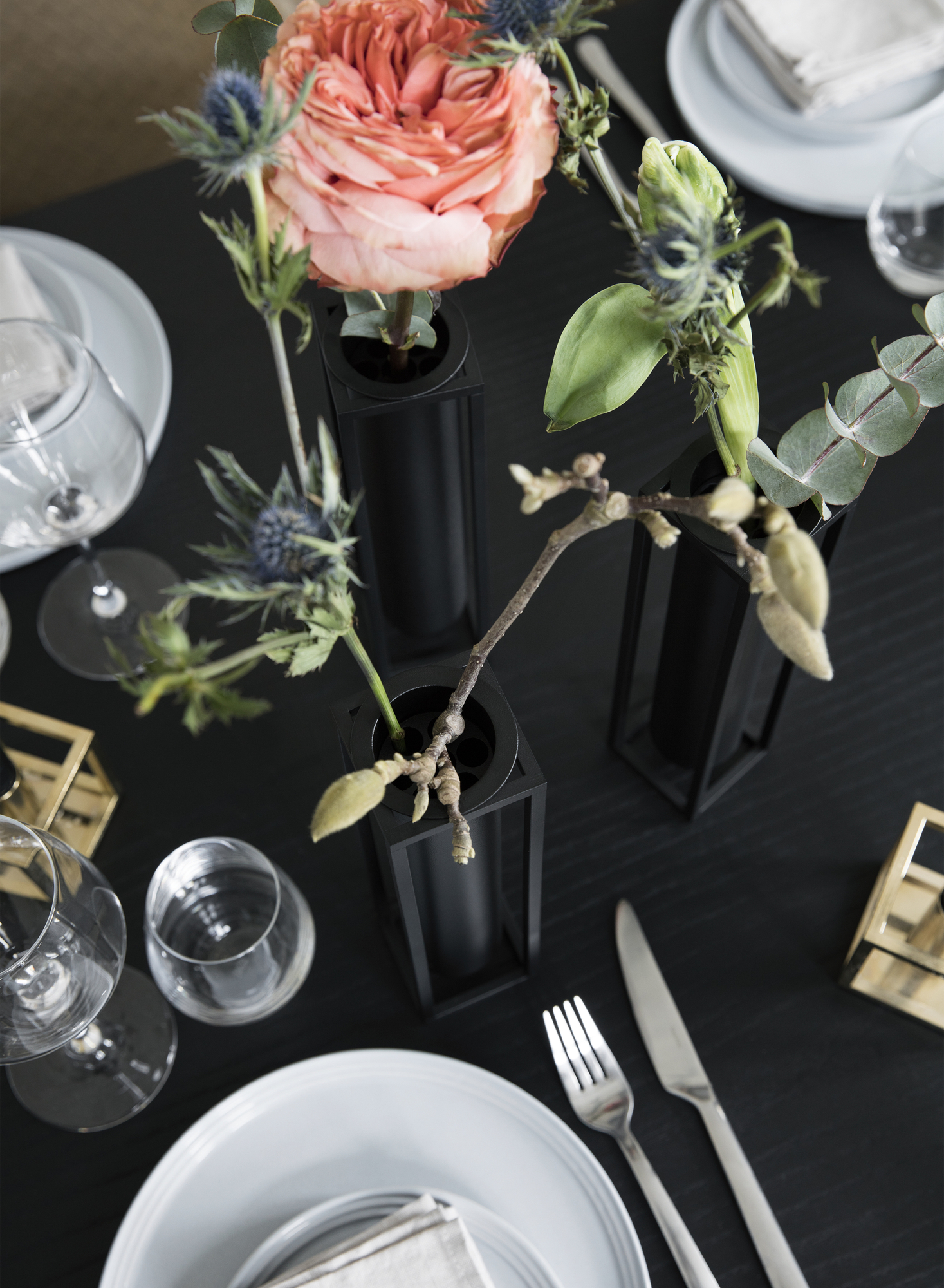 Kubus Vase Flora Schwarz 4