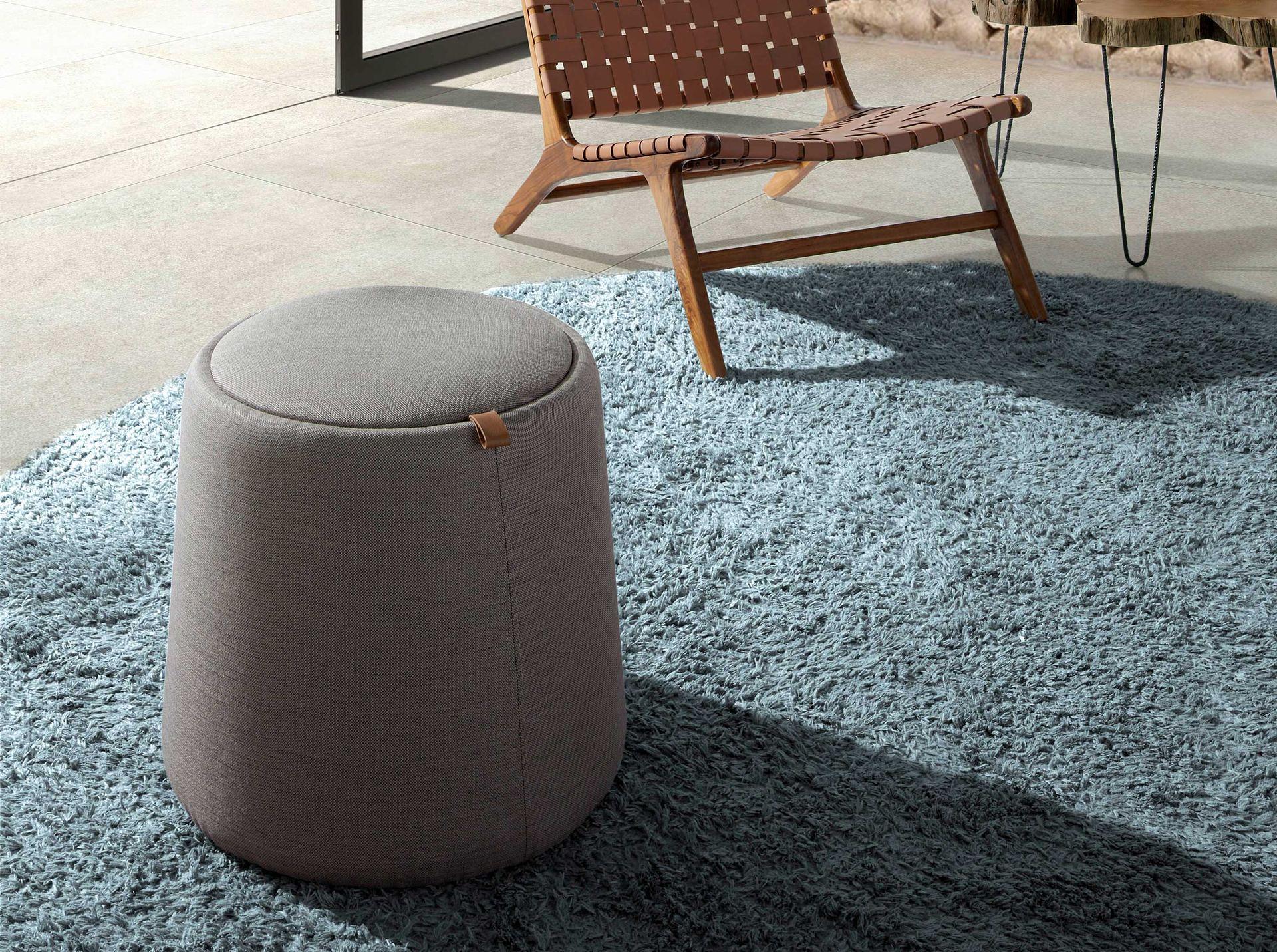 Pouf mit integriertem Stauraum Grau Ø 44cm 1