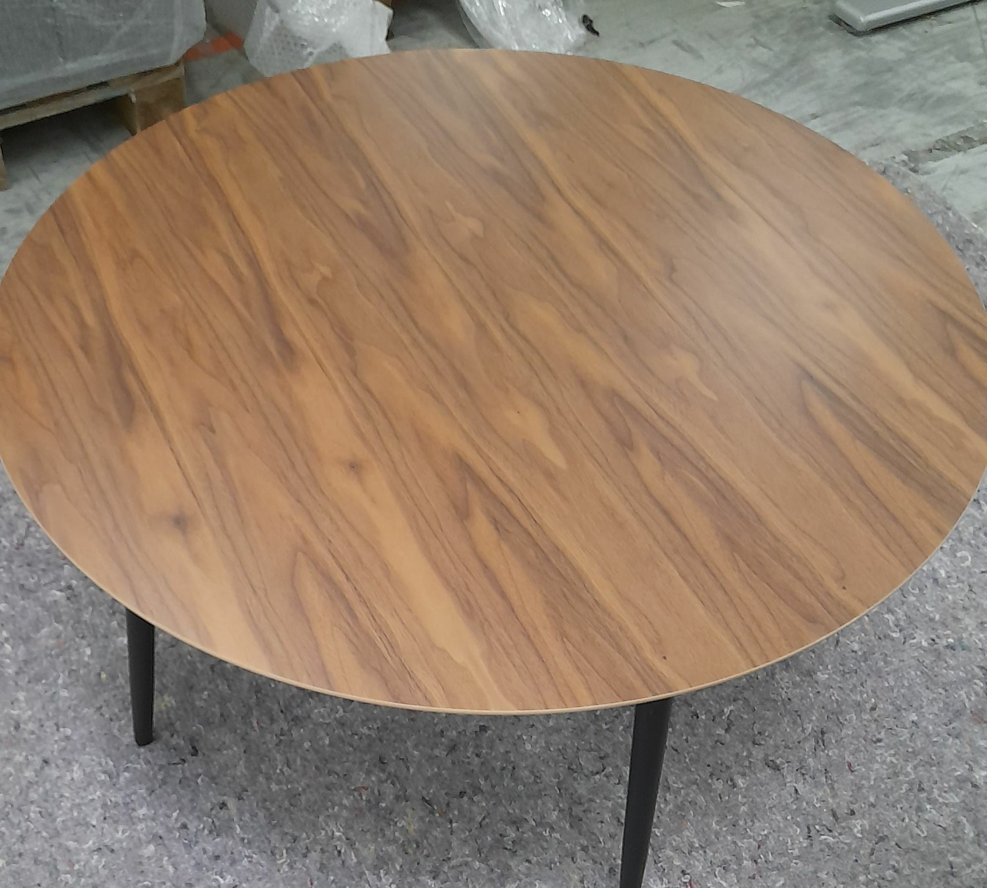 Hubert Couchtisch Holz Walnut 3