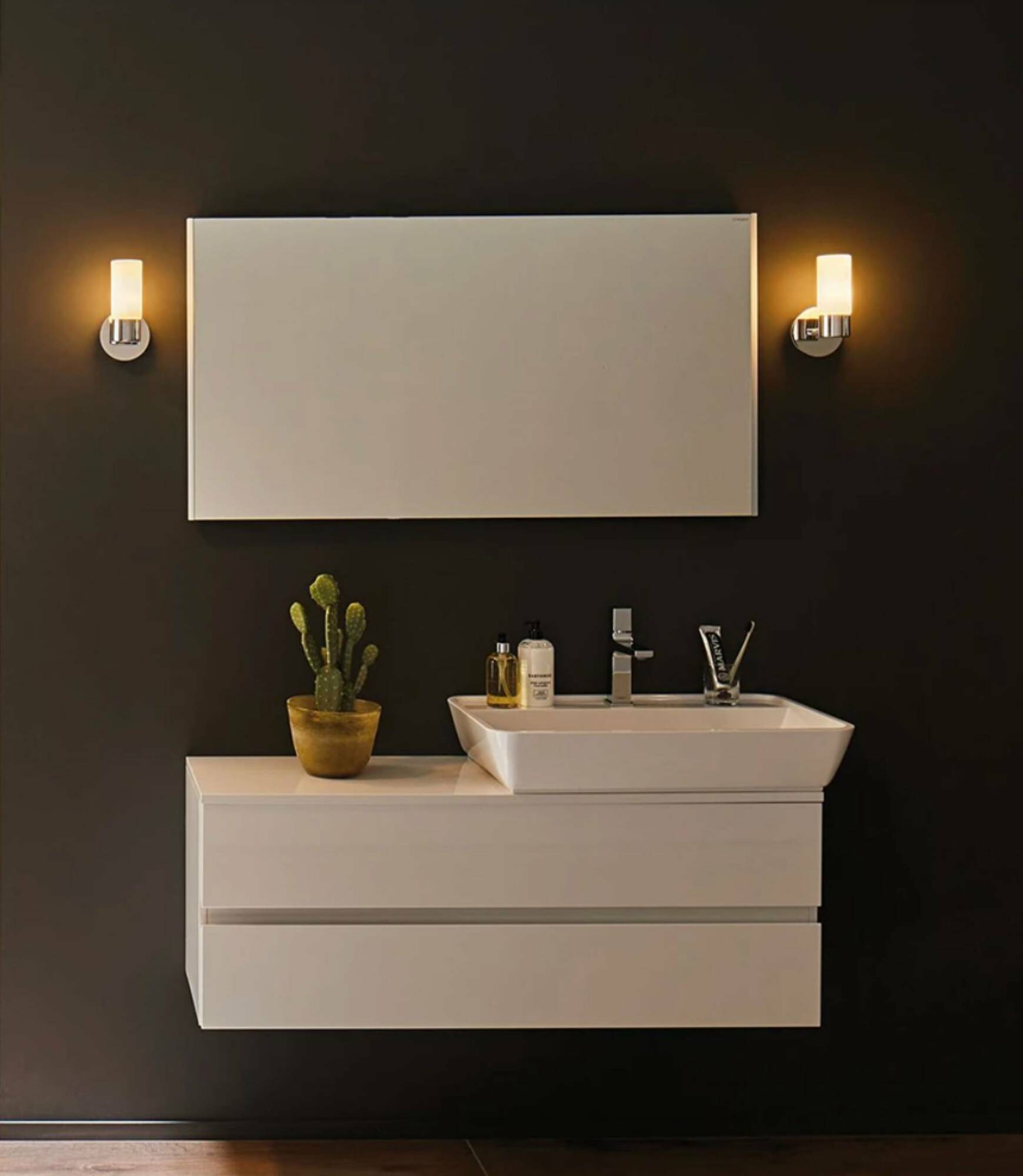 1-light wall lamp frosted glass chrome white 2