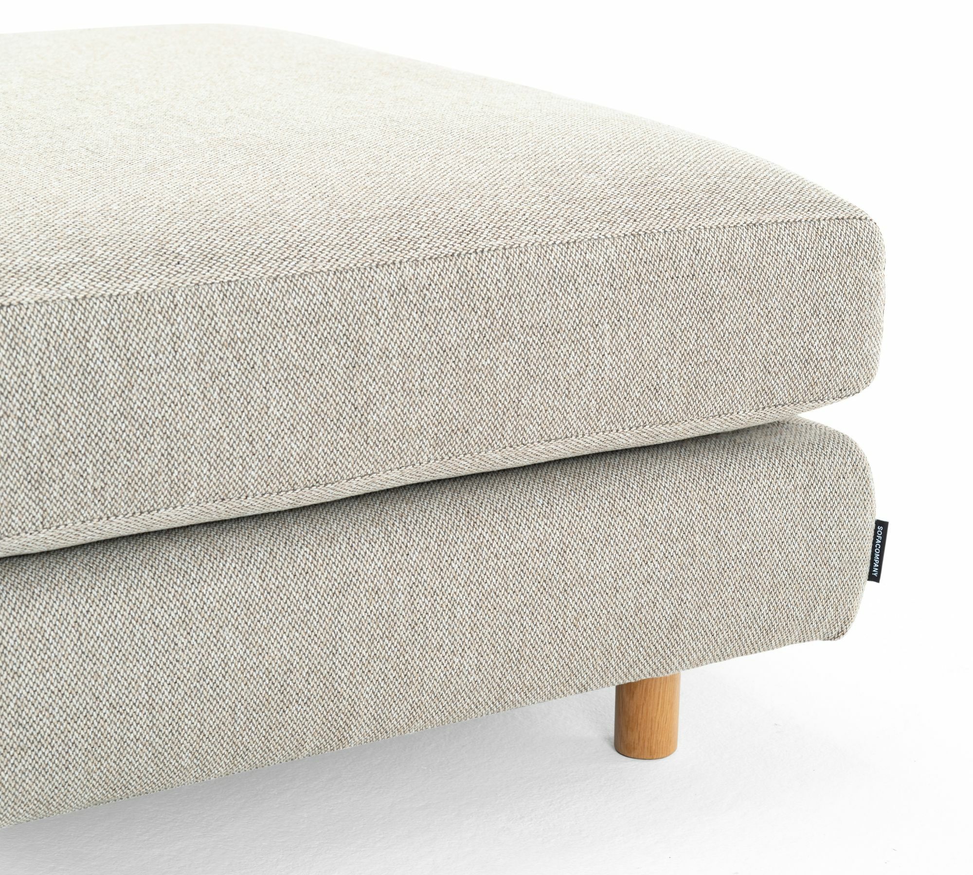 Douglas Hocker XL Agnes Brown 4