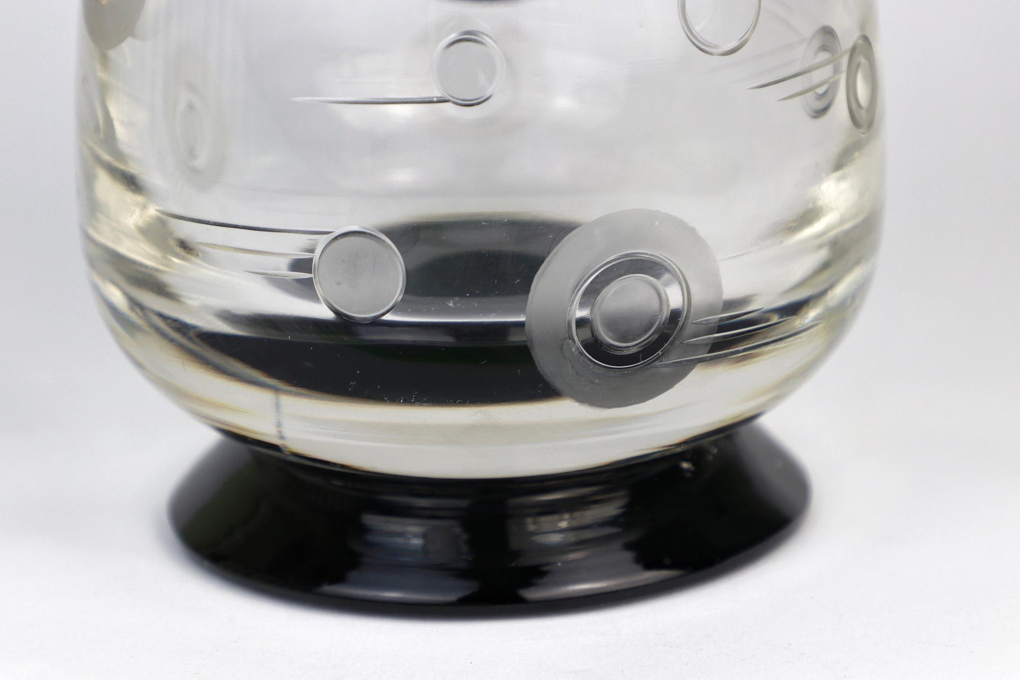 Art Deco Karaffe Frankreich 1930er Schwarzes Glas 7