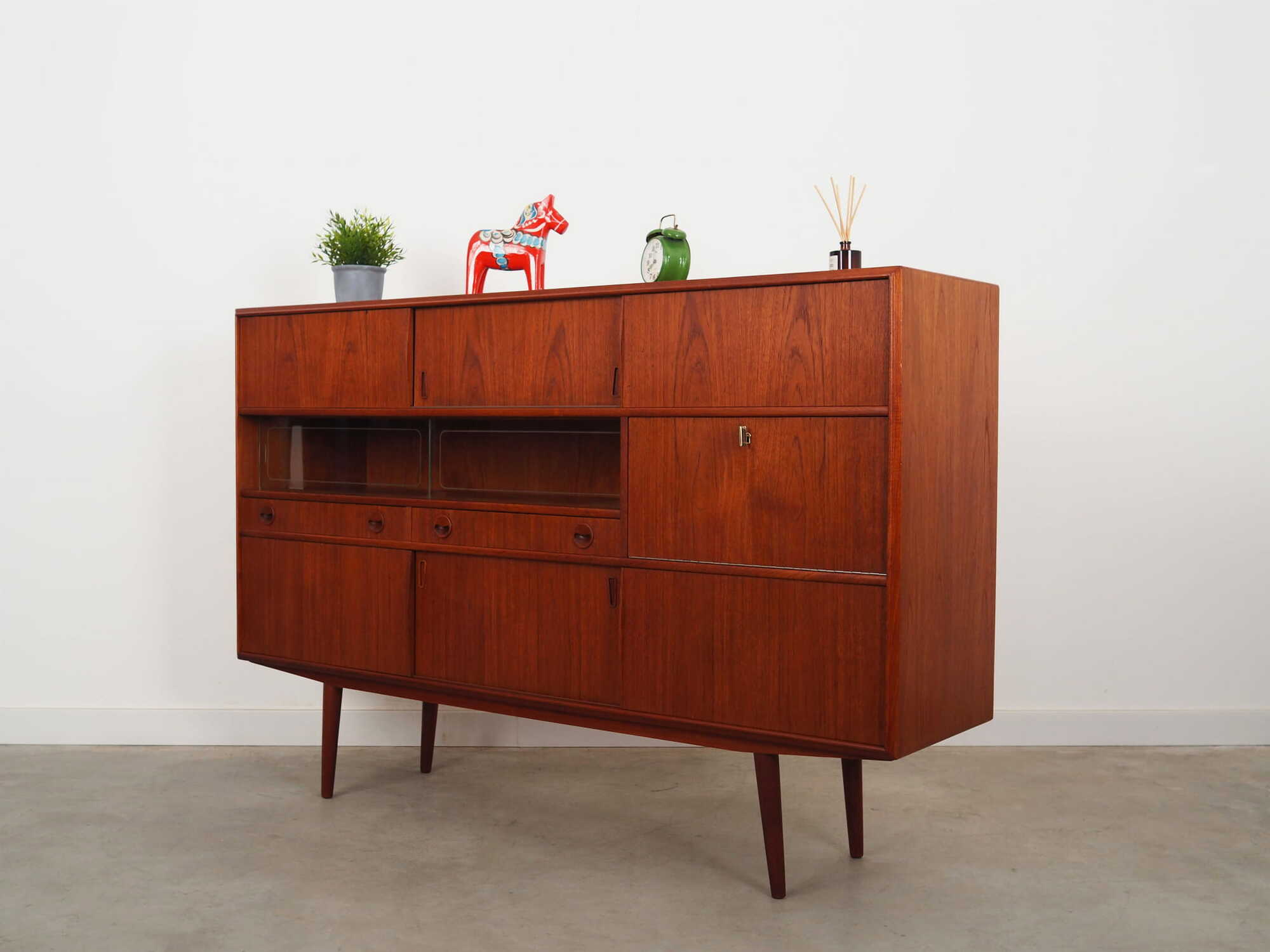 Vintage Highboard Teakholz Braun 1970er Jahre 3