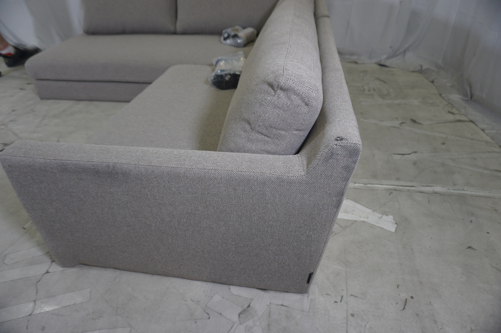 Astha Sofa Récamiere Links Agnes Brown 4