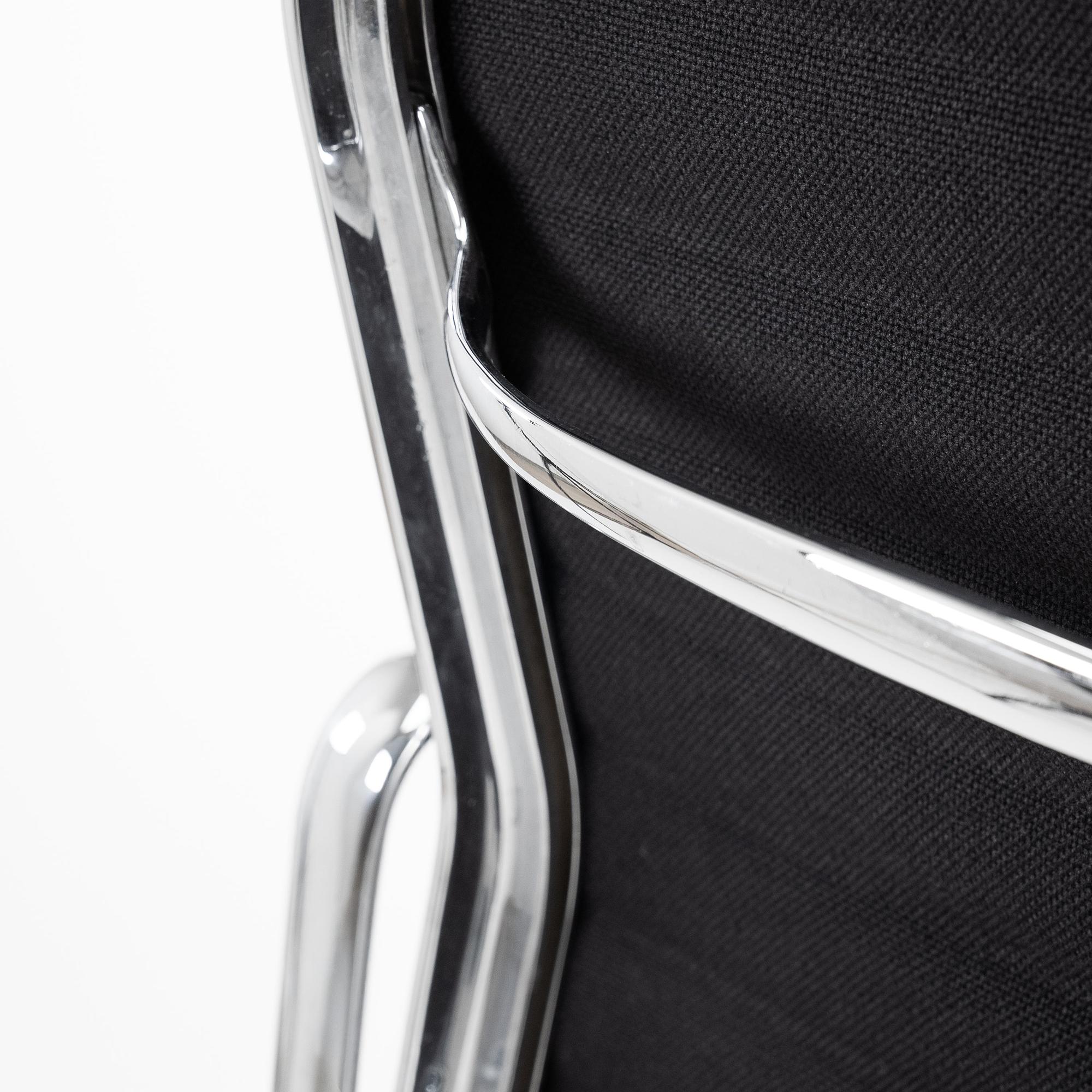 EA119 Bürostuhl Schwarz von Vitra 8