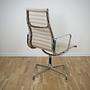 Aluminium Chair EA 112 Drehbar Hopsack Beige 4