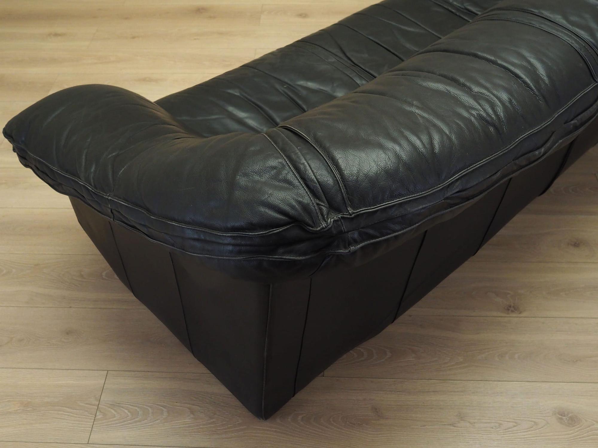 3-seater sofa leather black 1960s 6