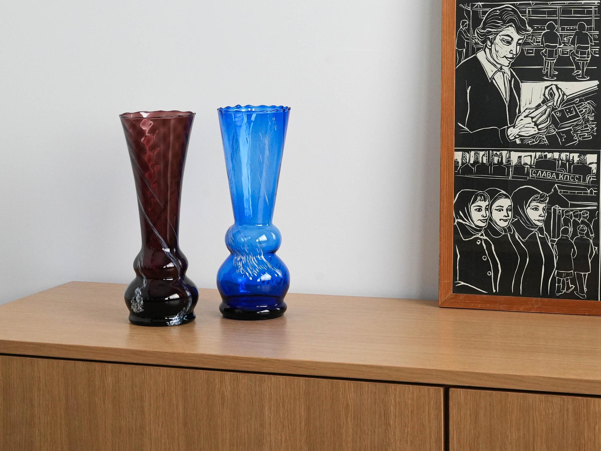 Glass vase Blue 1